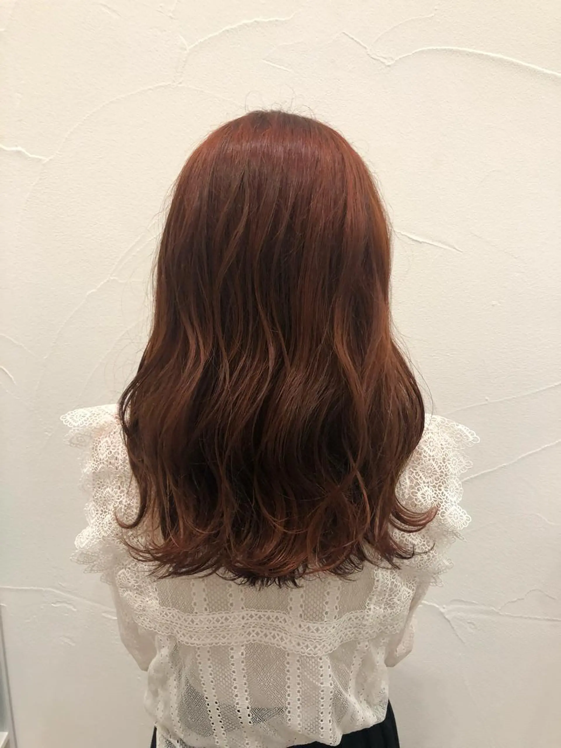 セミロング カラー ブリーチ オレンジ ピンクカラー Ash中目黒店 榊間茜のヘアスタイル