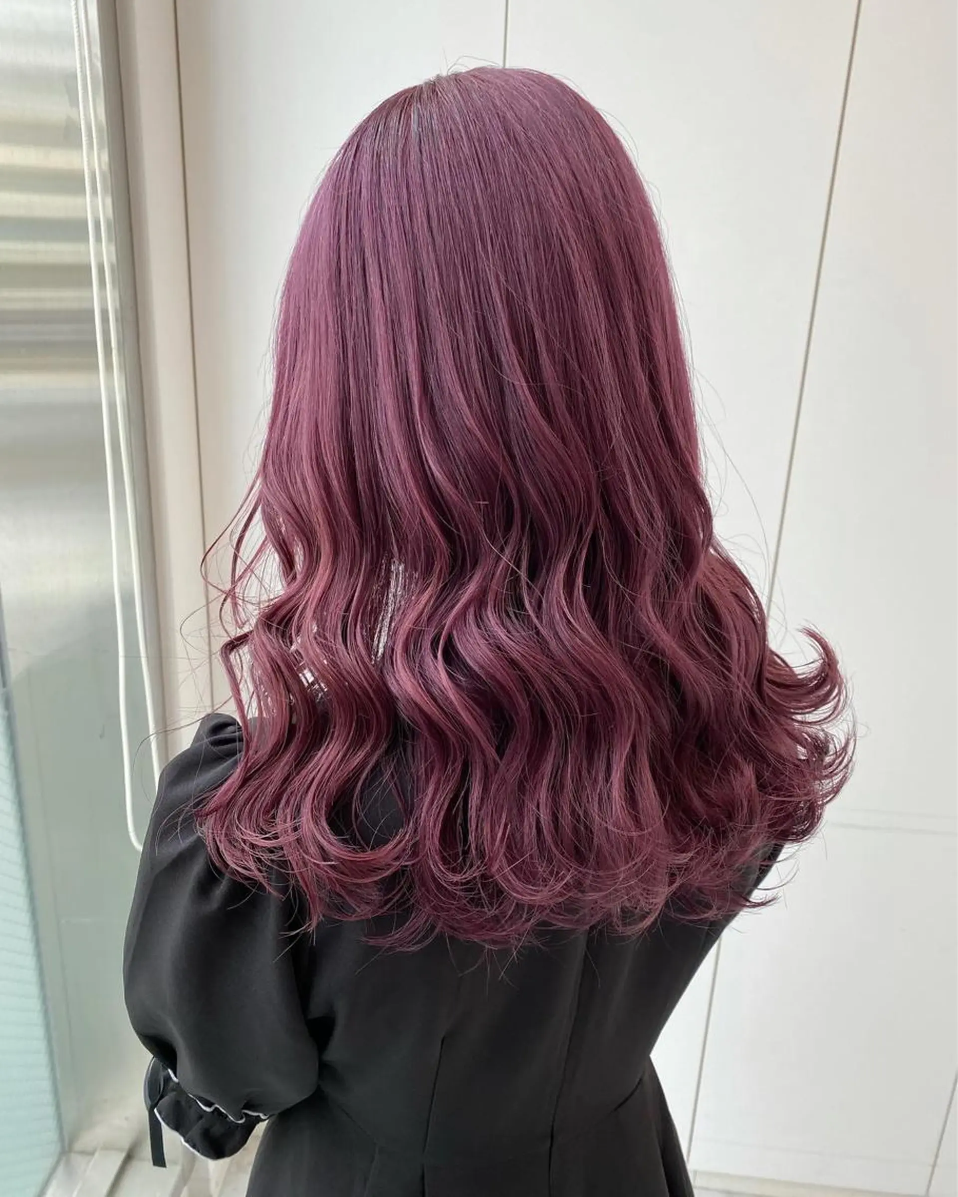 ミディアム カラー ピンクカラー バイオレットカラー 🤍ベージュ×艶髪 🤍Ryuta🤍のヘアスタイル