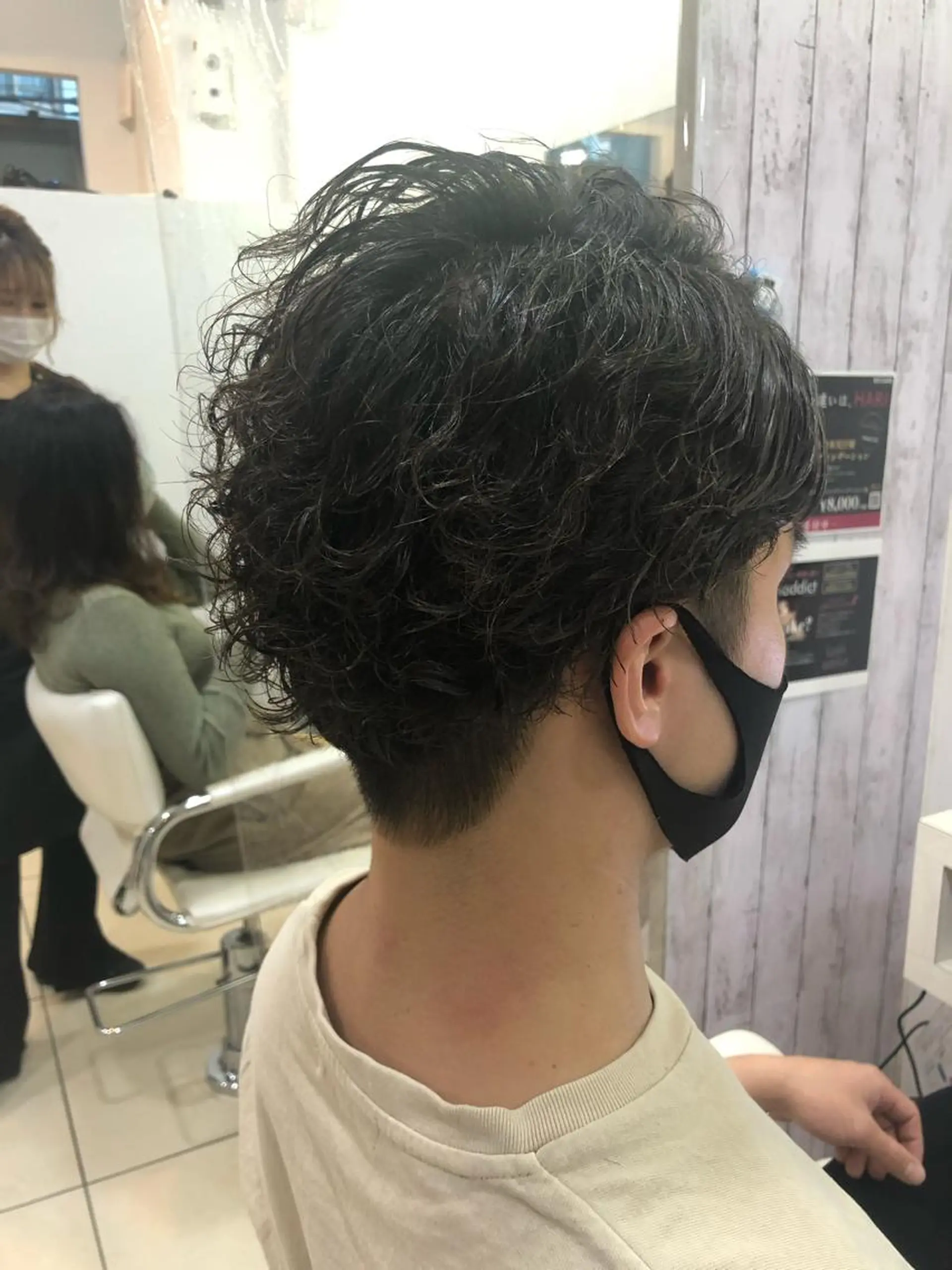 ショート パーマ メンズ 髪質改善× 白髪ぼかし溝江のヘアスタイル