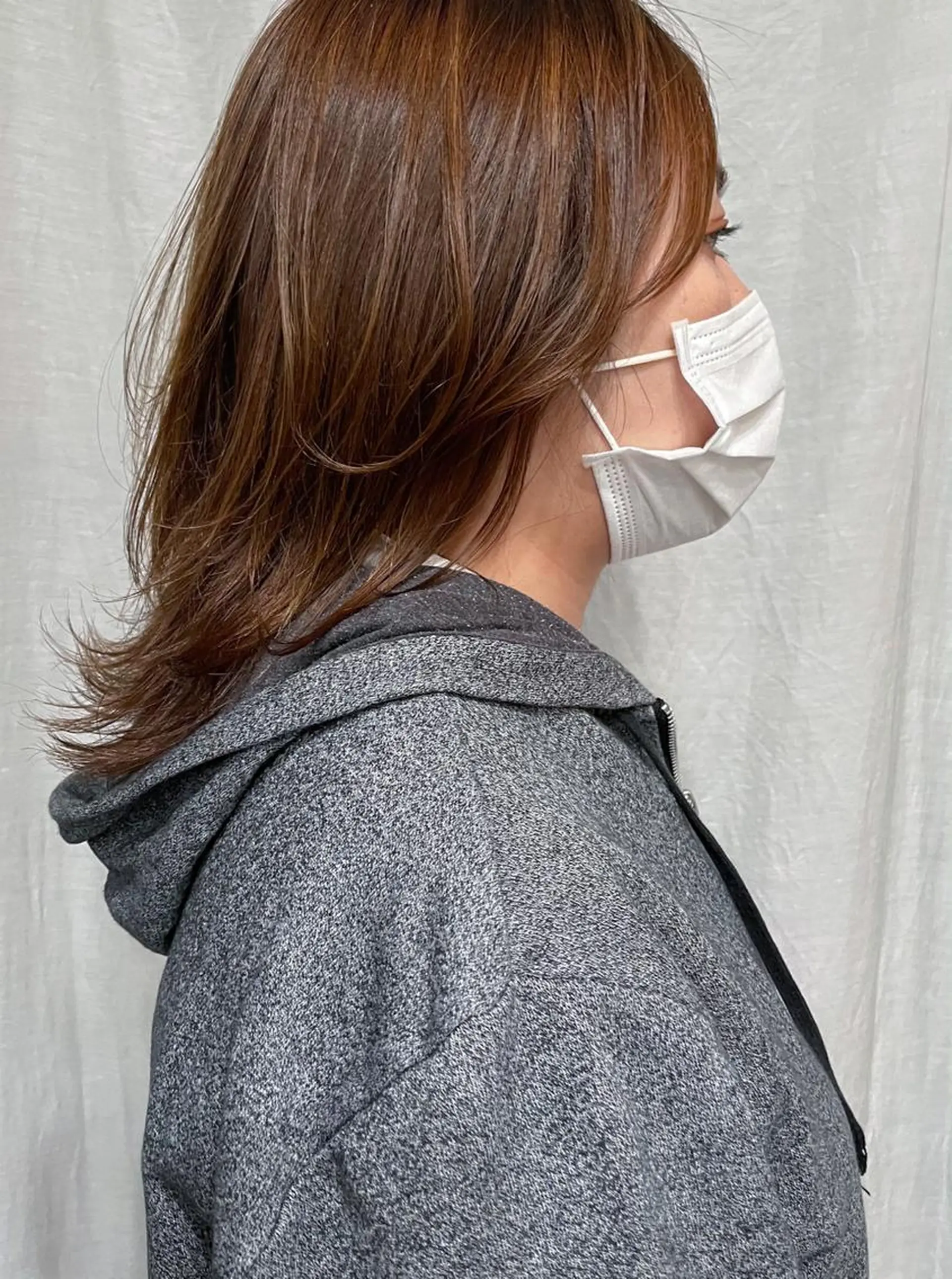 セミロング 井上 葉月のヘアスタイル