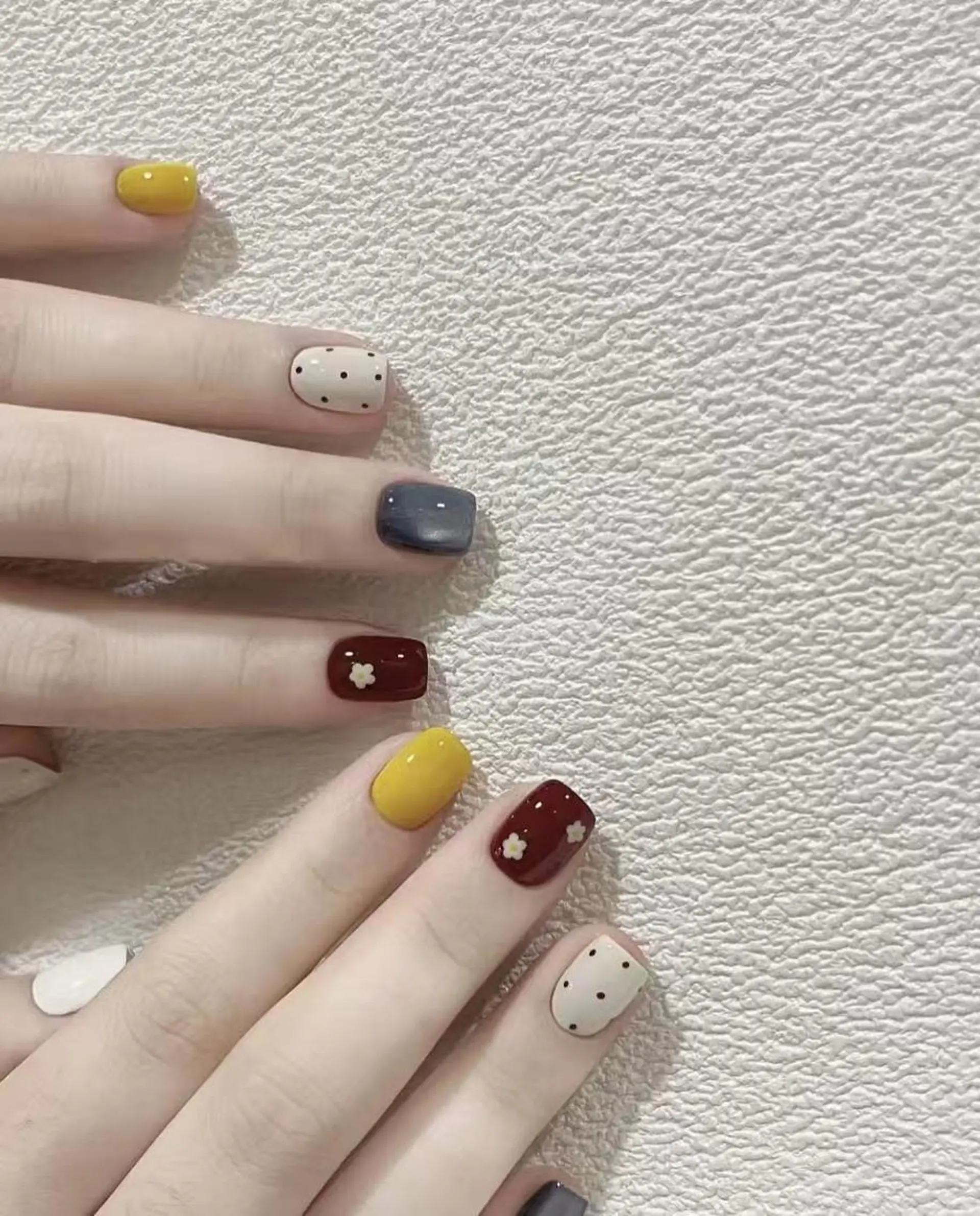 ネイル アートネイル ジェルネイル 韓国ネイル 持ち込み パラジェル ハンドネイル ハンドケア Hana Bloom Nail 練習モデルのネイルデザイン
