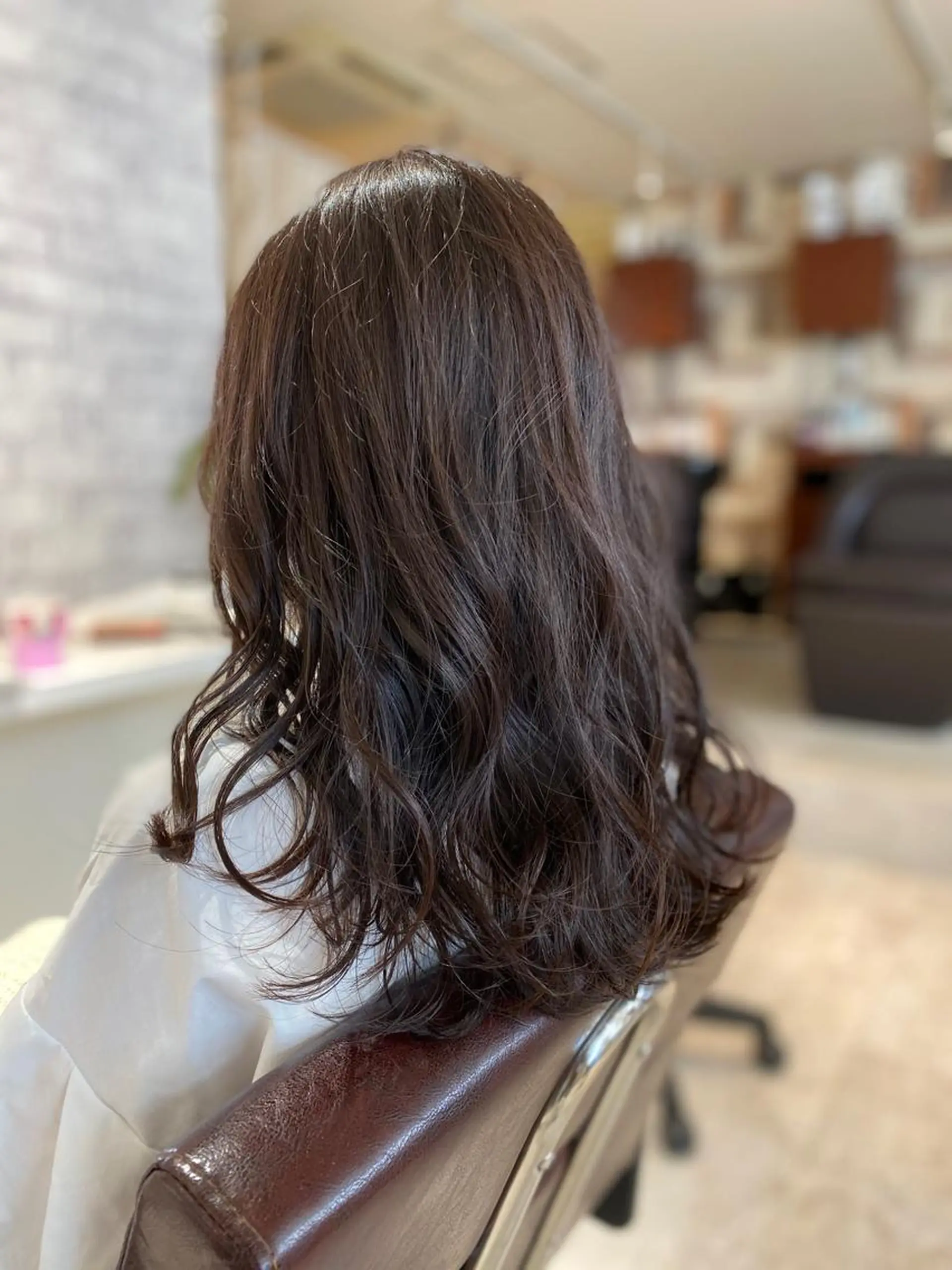 セミロング カット ヘアカラー トリートメント ［パサつき改善］＊ 髪質改善ケアサロン＊のヘアスタイル