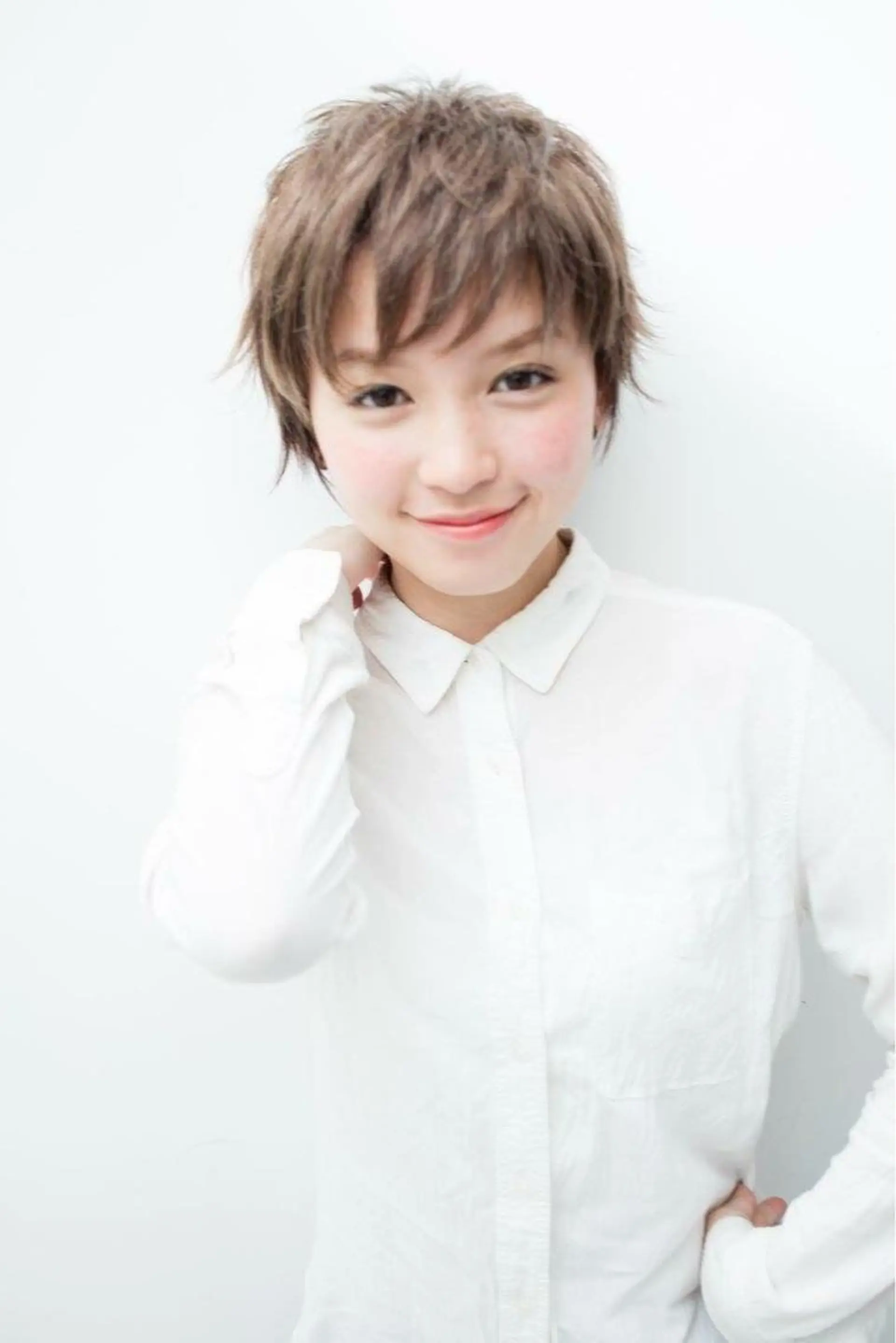 ショート ミディアム カラー パーマ 内藤 達也のヘアスタイル