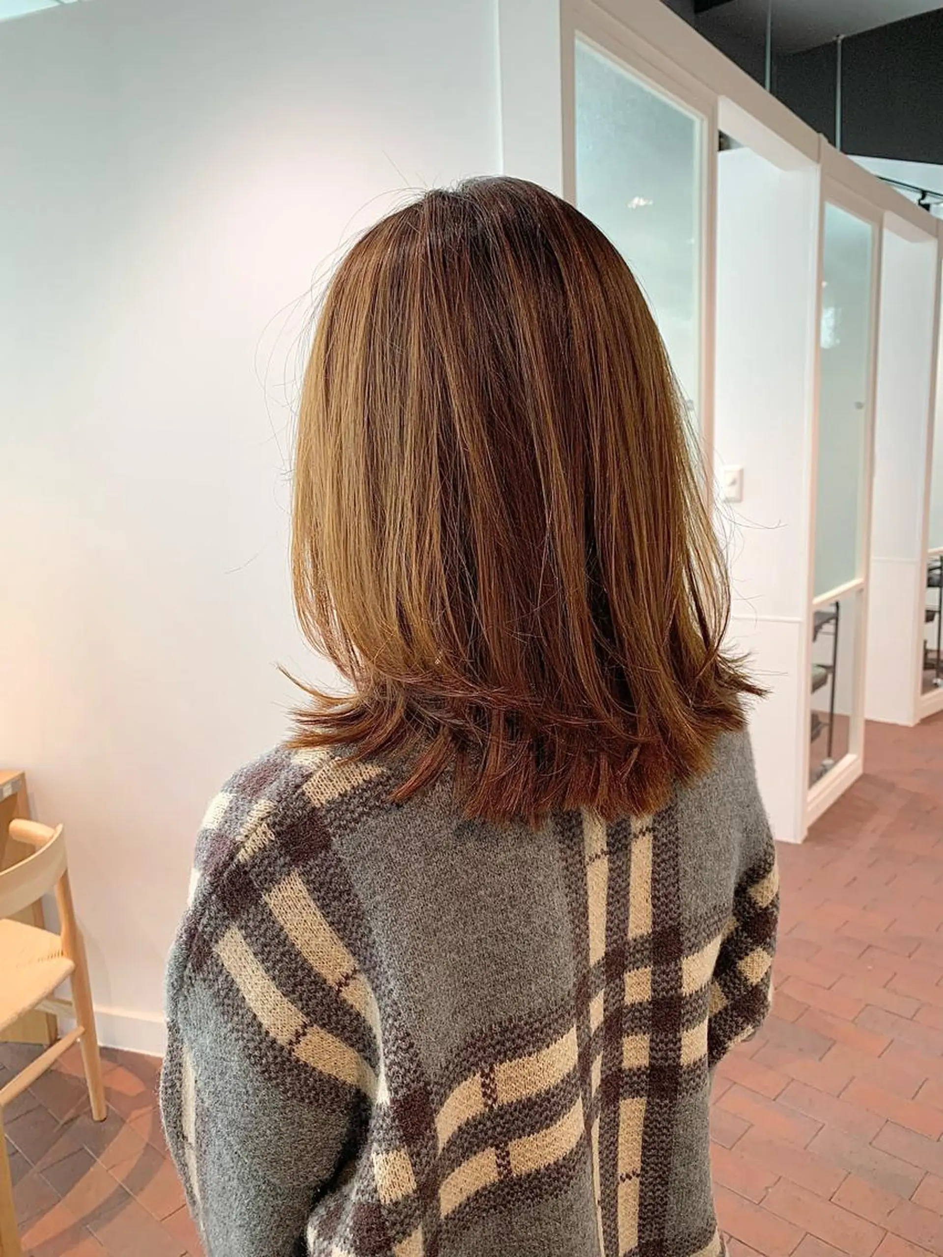ミディアム ヘアアレンジ 縮毛矯正 カット 縮毛矯正 トリートメント 透明感カラー/ボブ 今気になること占う人のヘアスタイル