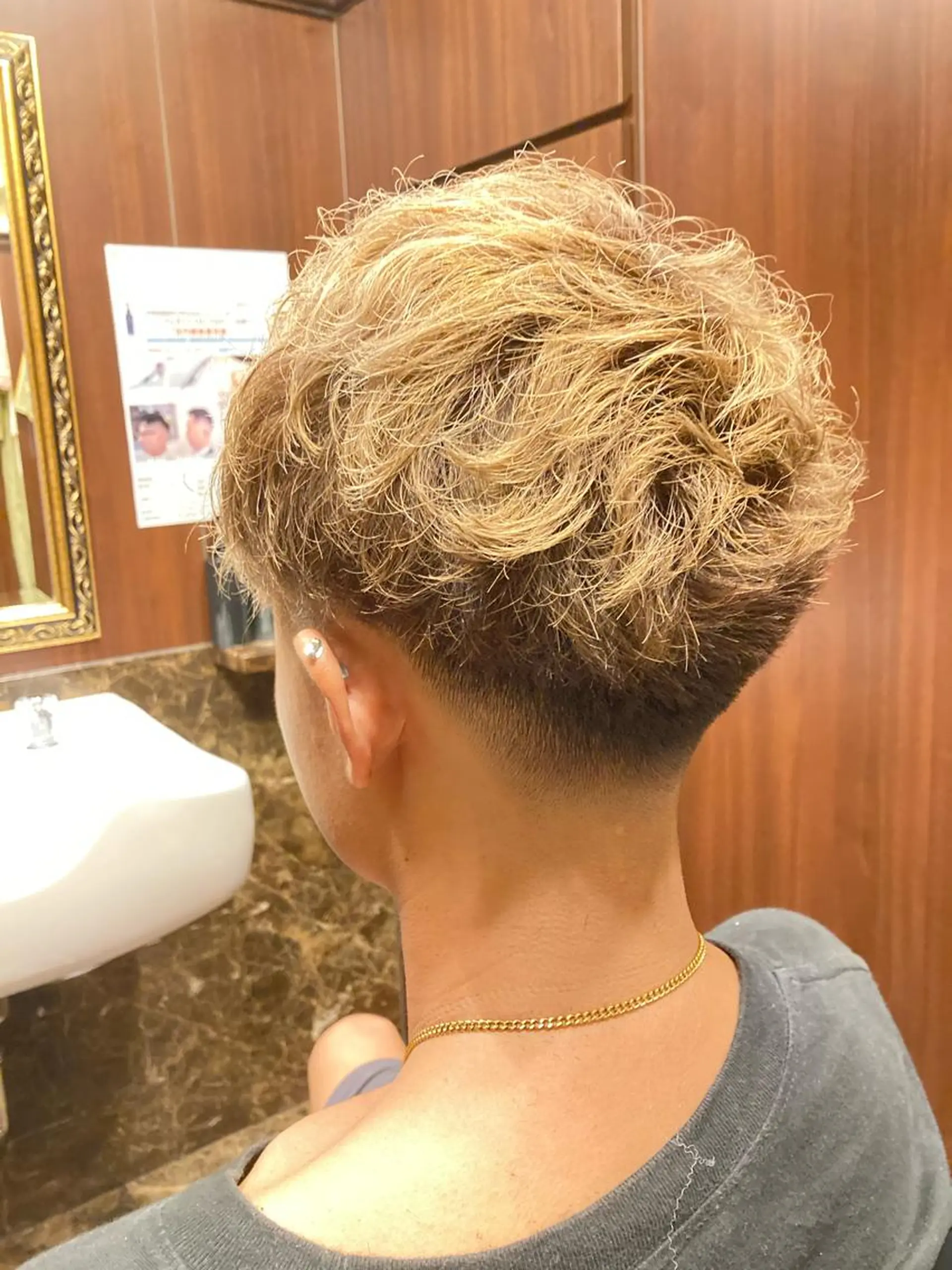 メンズ フェードカット スキンフェード ヒロ銀座 名駅西口店のヘアスタイル