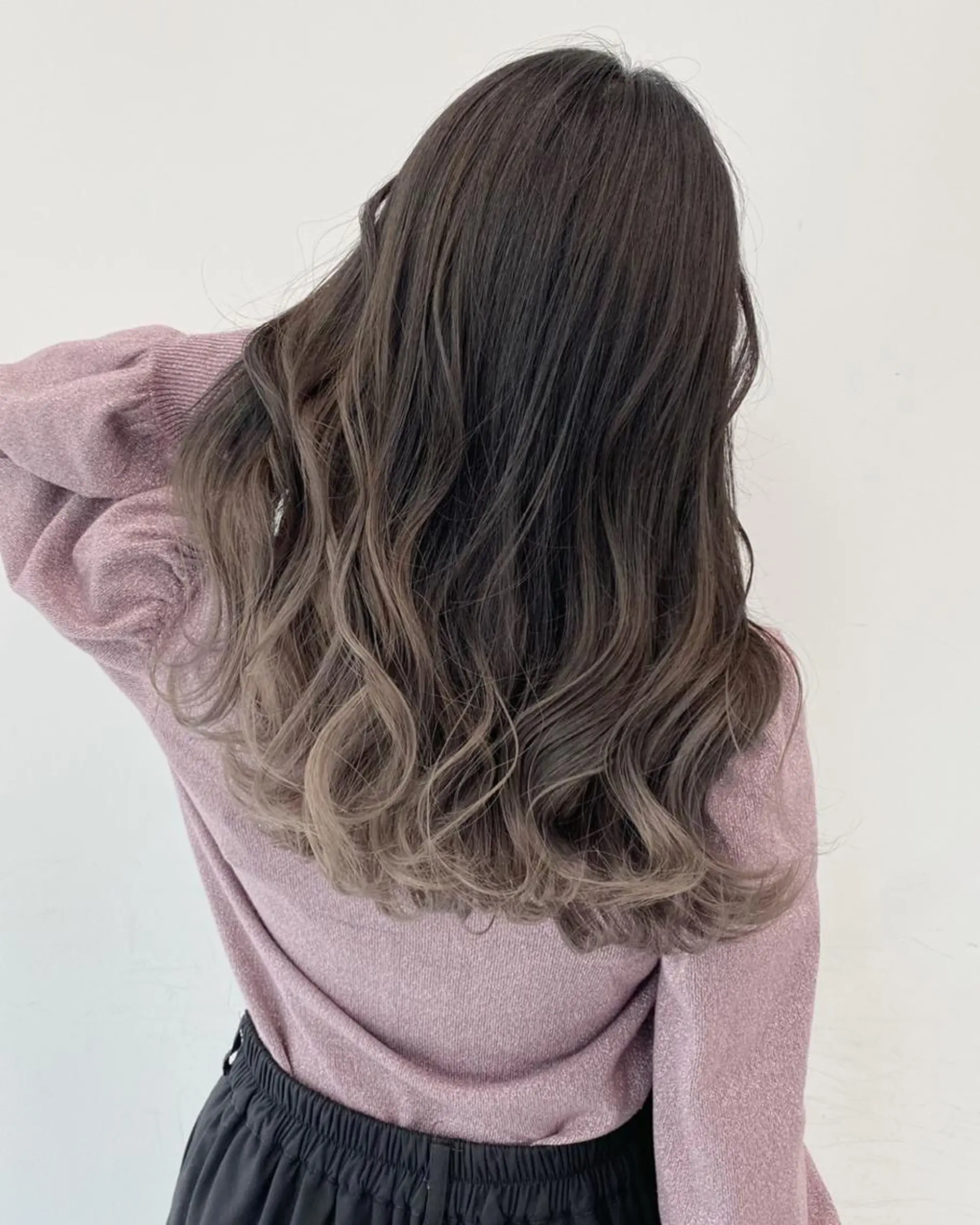 パーマ カラー ロング カット ヘアカラー トリートメント 公式 Ease by amble luxeのヘアスタイル