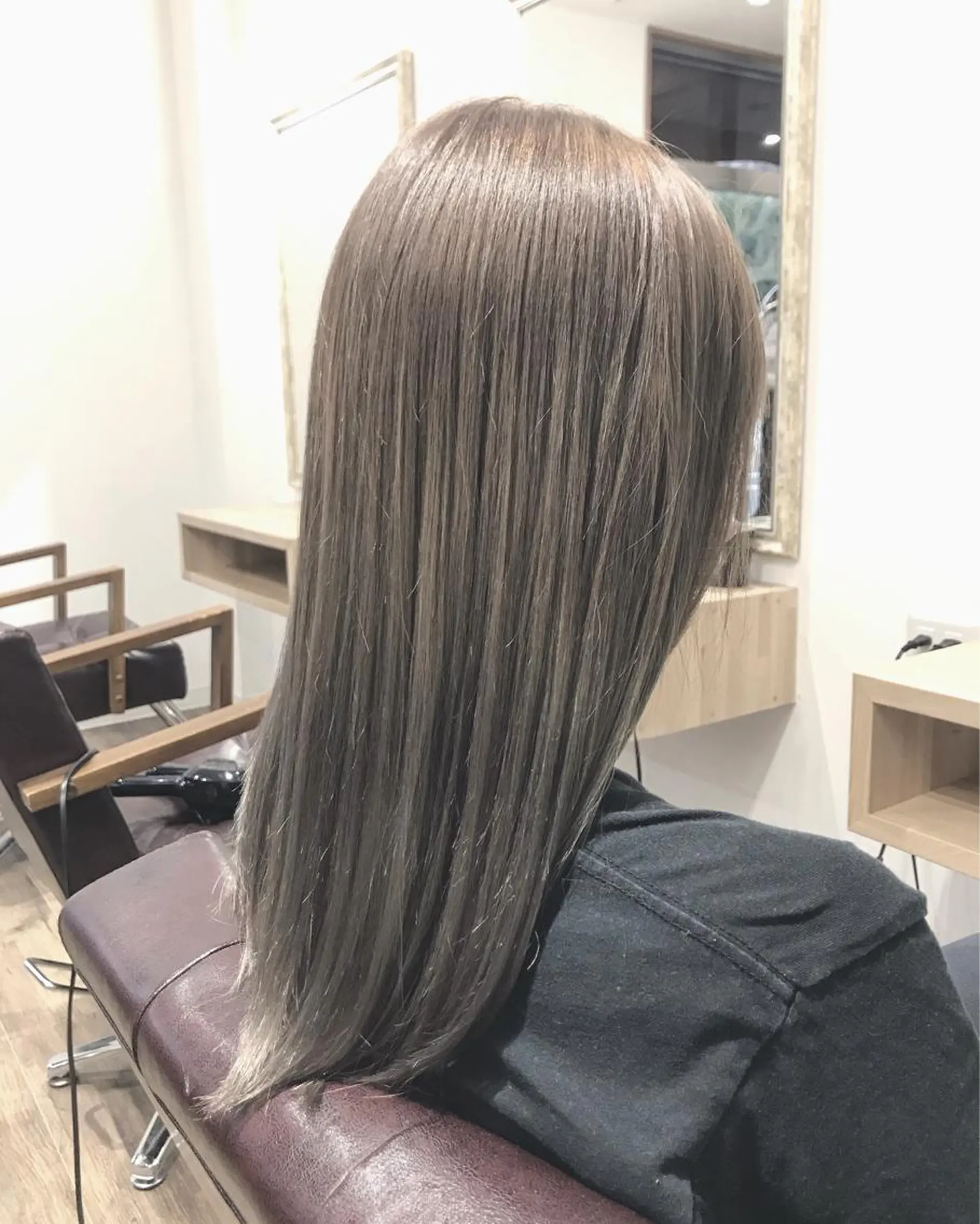 ロング カラー ヘアカラー トリートメント 土屋 貴章のヘアスタイル