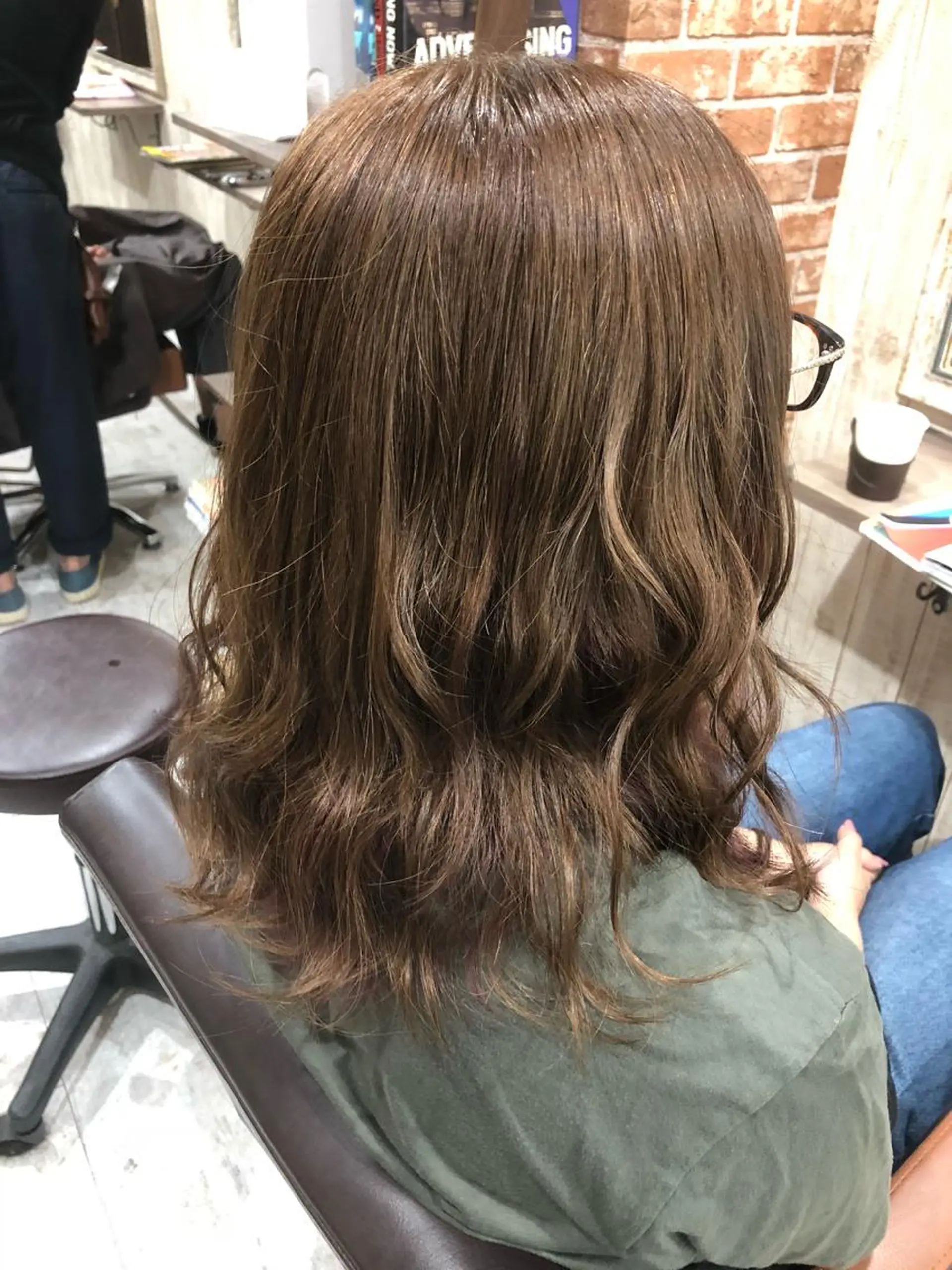 ロング カラー みやもと まなみのヘアスタイル