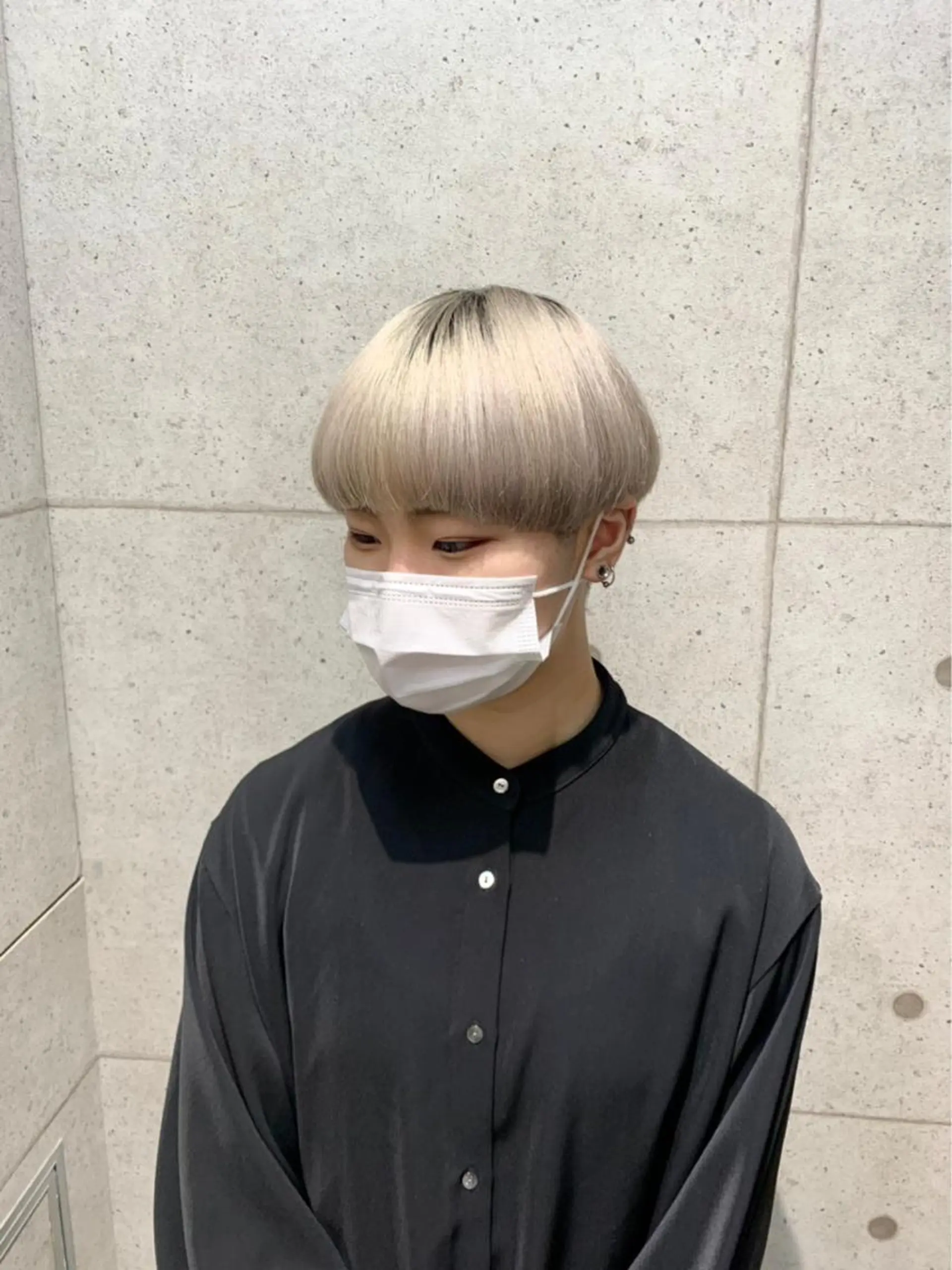 ショート カラー 藤田 清志のヘアスタイル