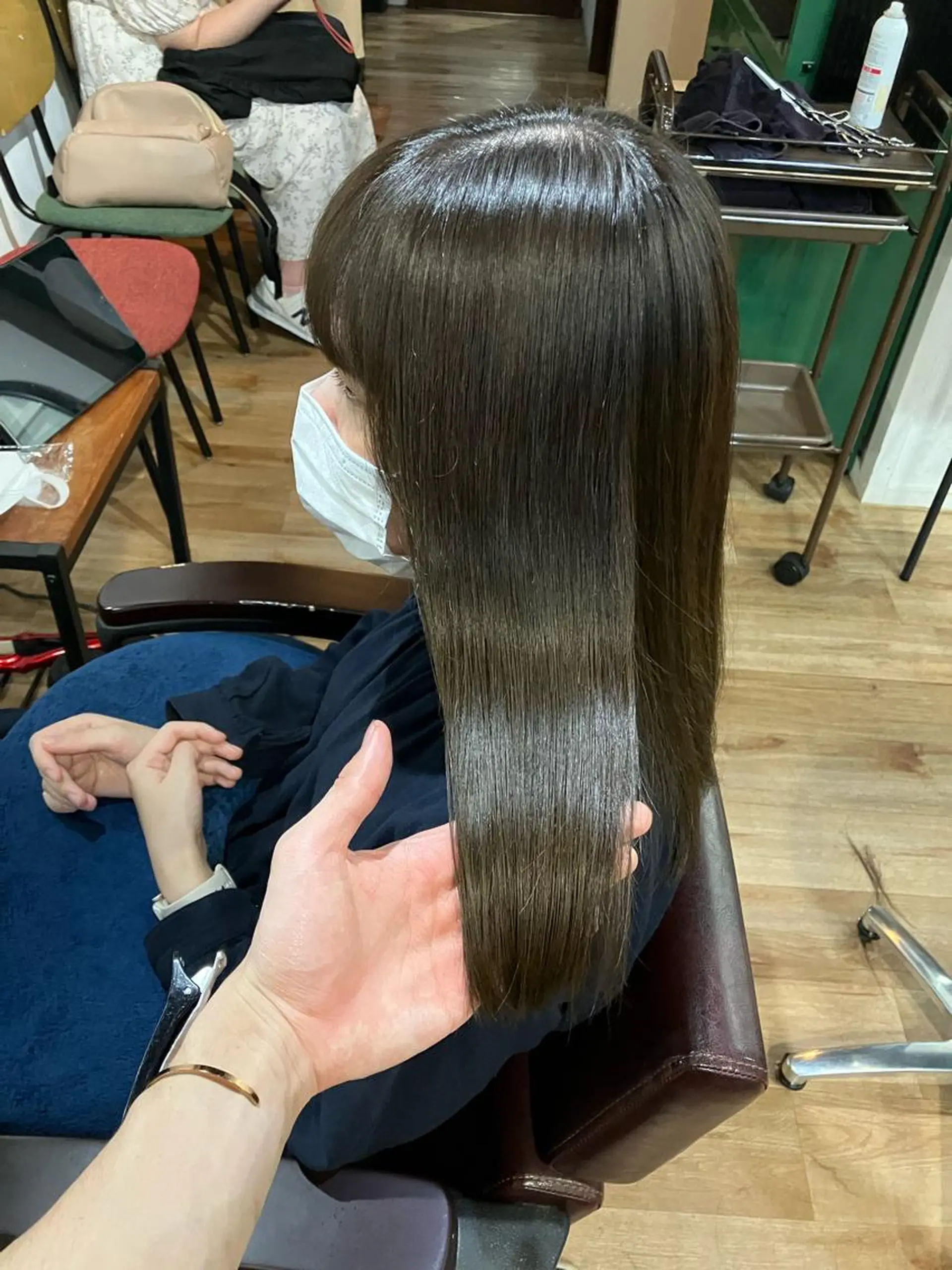セミロング カラー 🍀髪質改善、カラー TAICHI🍀のヘアスタイル