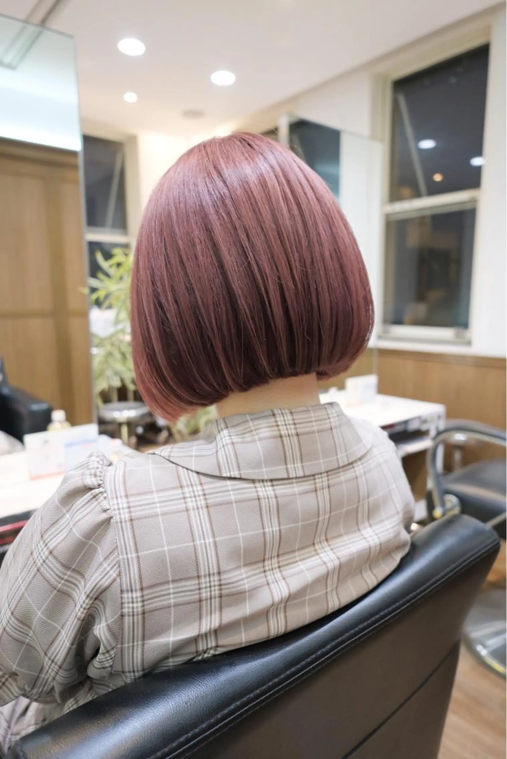 ショート カラー ピンクカラー ボブ ヘアカラー カット・ヘアケア特化 戸高昌紀のヘアスタイル