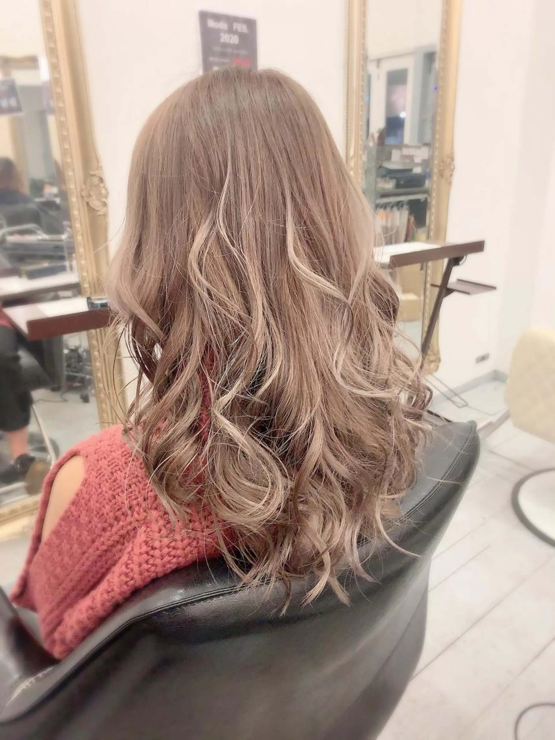 ロング カラー ヘアカラー トリートメント 💎JADE GRACE💎のヘアスタイル