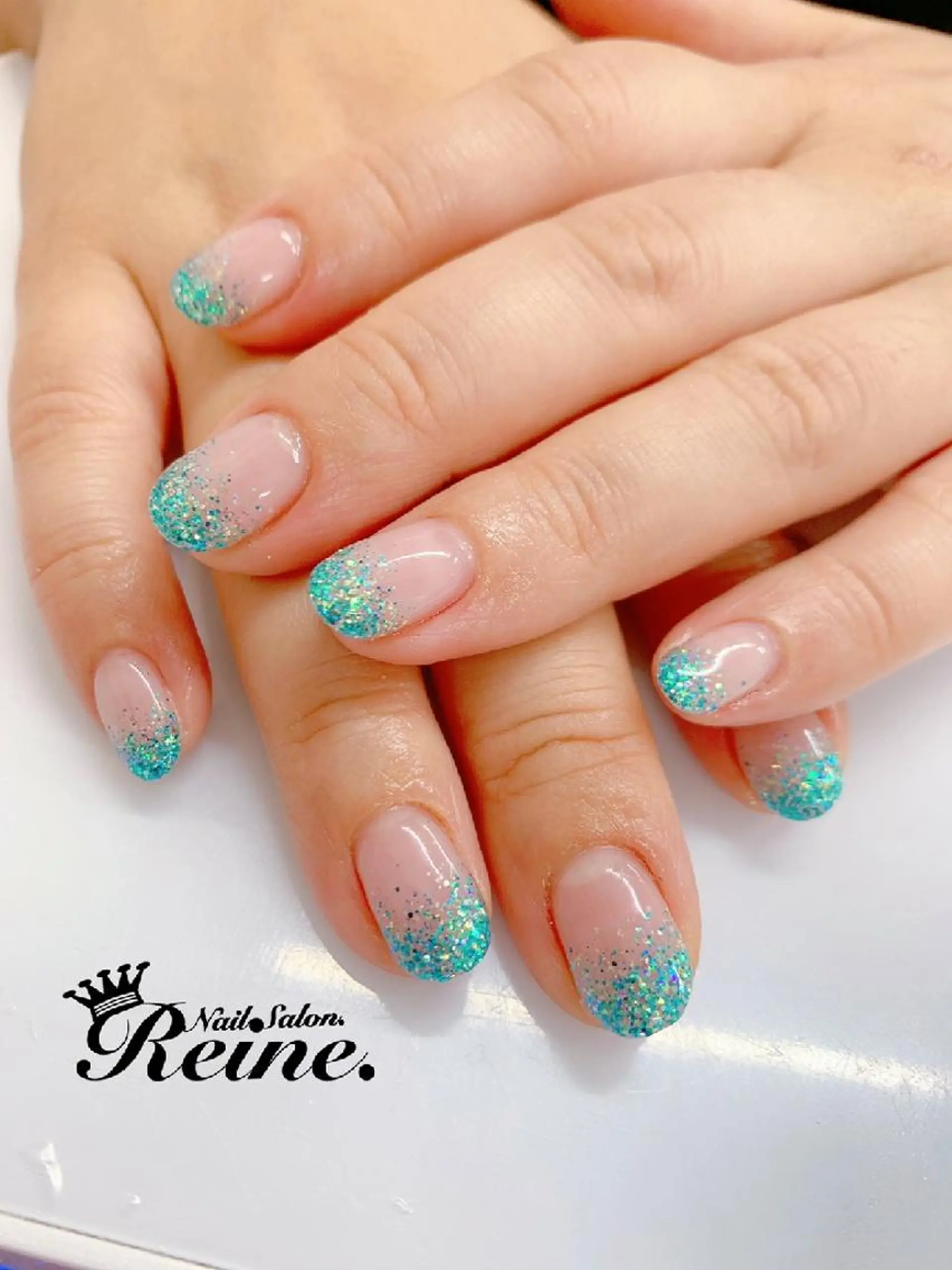 ネイル ラメ(グリッター) Nailsalon Reine所属・玉栄 伶奈のネイルデザイン