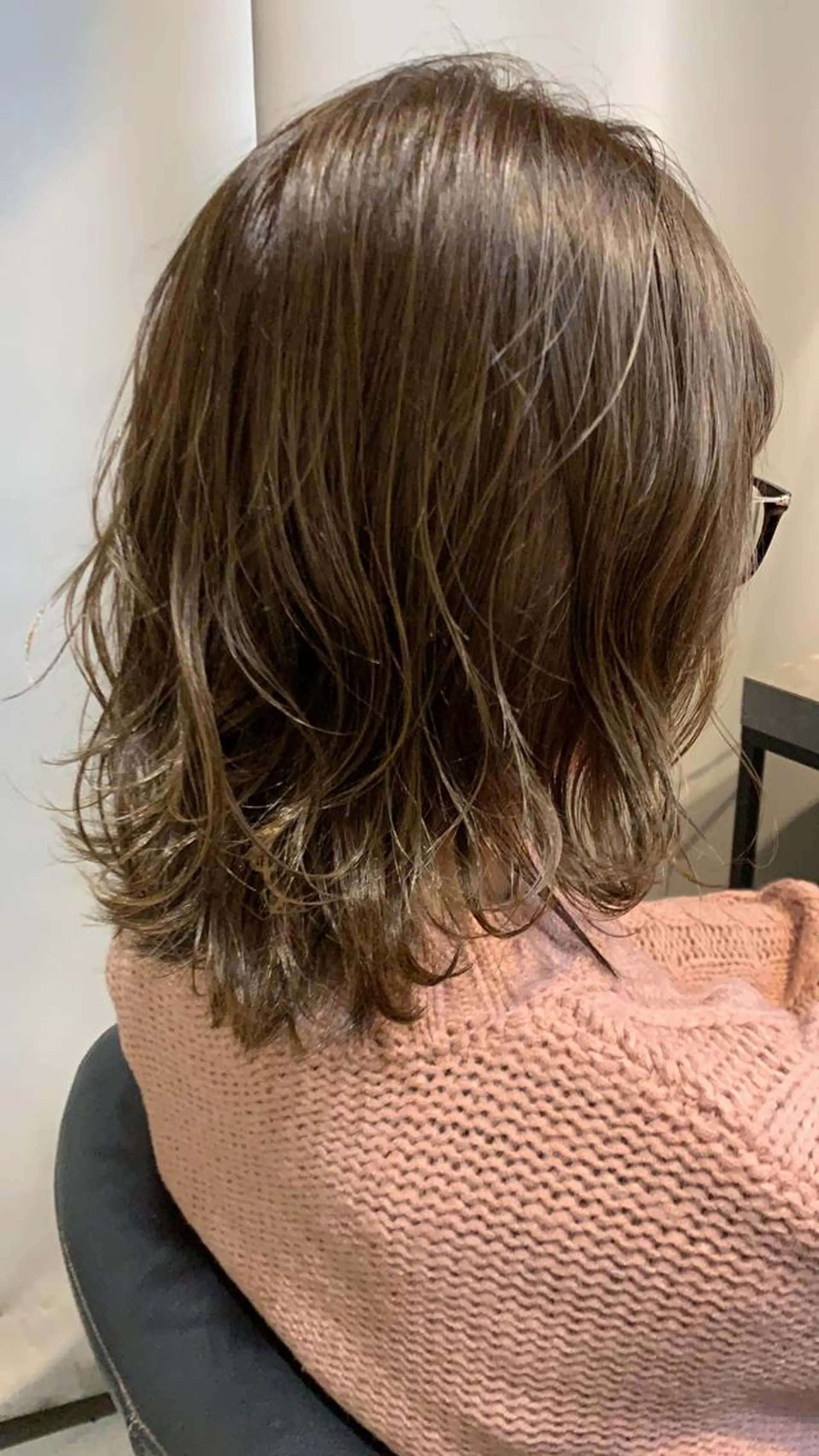 ミディアム カラー パーマ 🌈艶髪/髪質改善 新宿itouのヘアスタイル