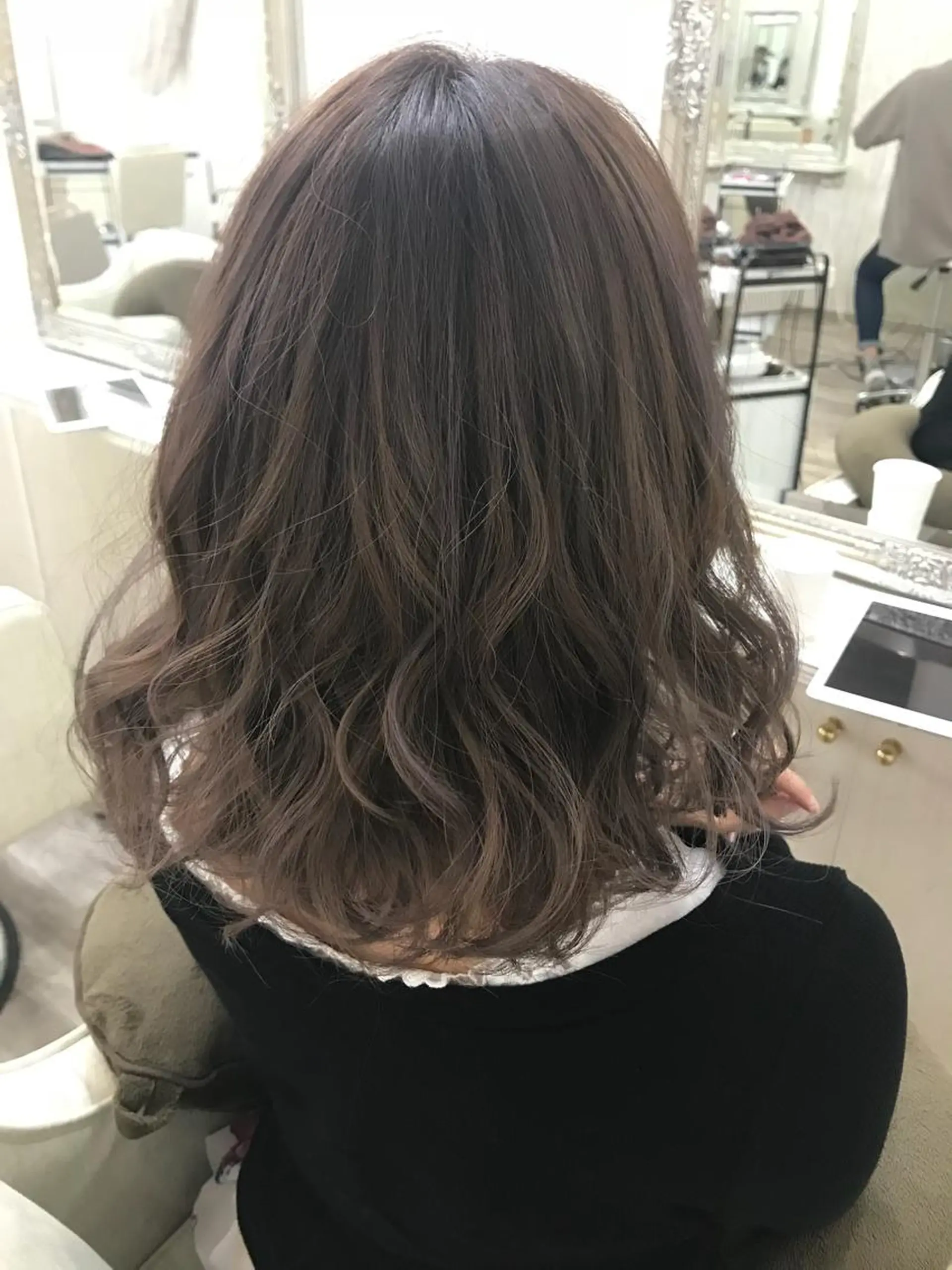 ミディアム kazufumi ..のヘアスタイル