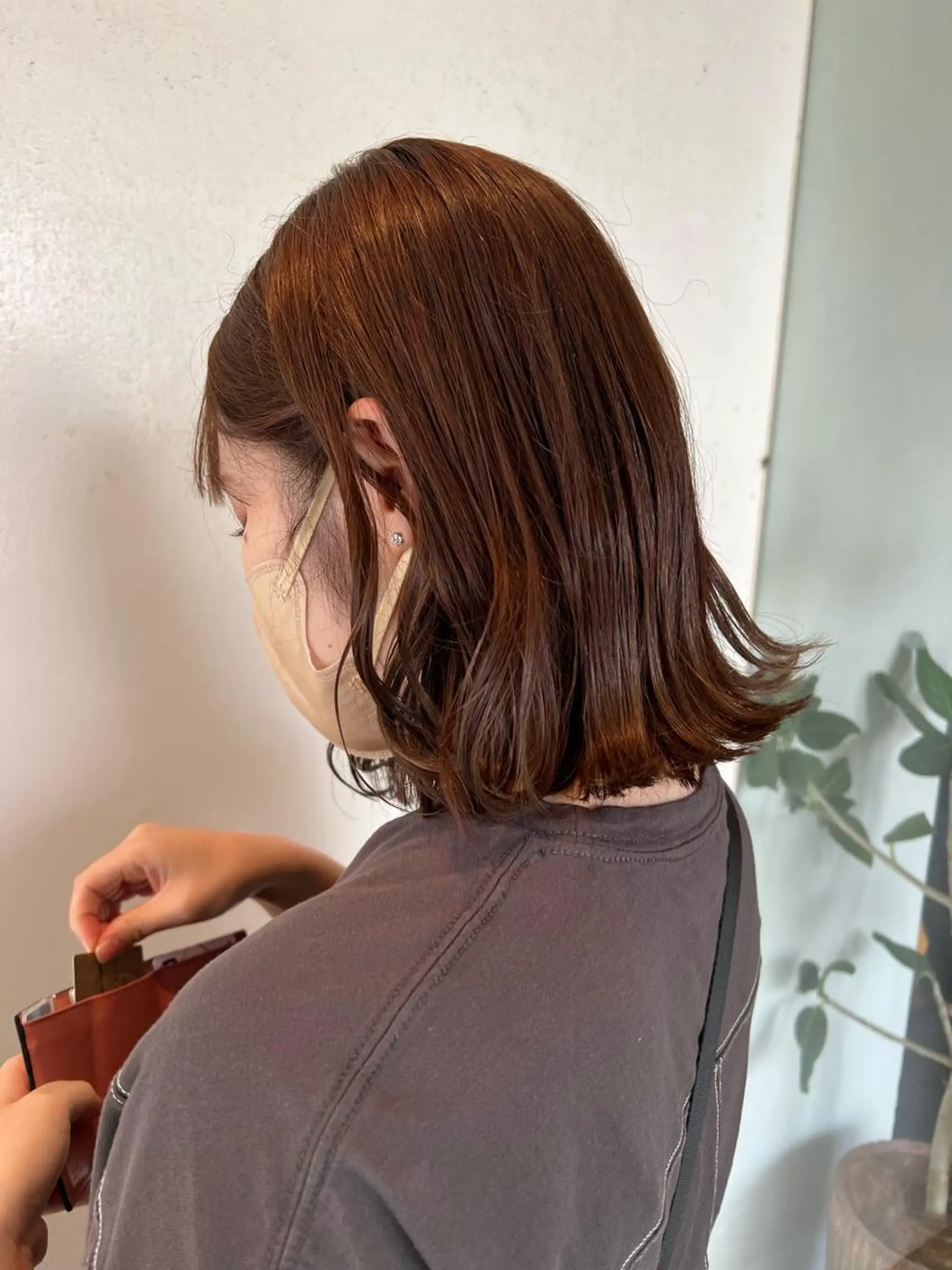 ミディアム カラー ブラウンカラー チョコレートブラウン ヘアカラー トリートメント 中井 一葉のヘアスタイル