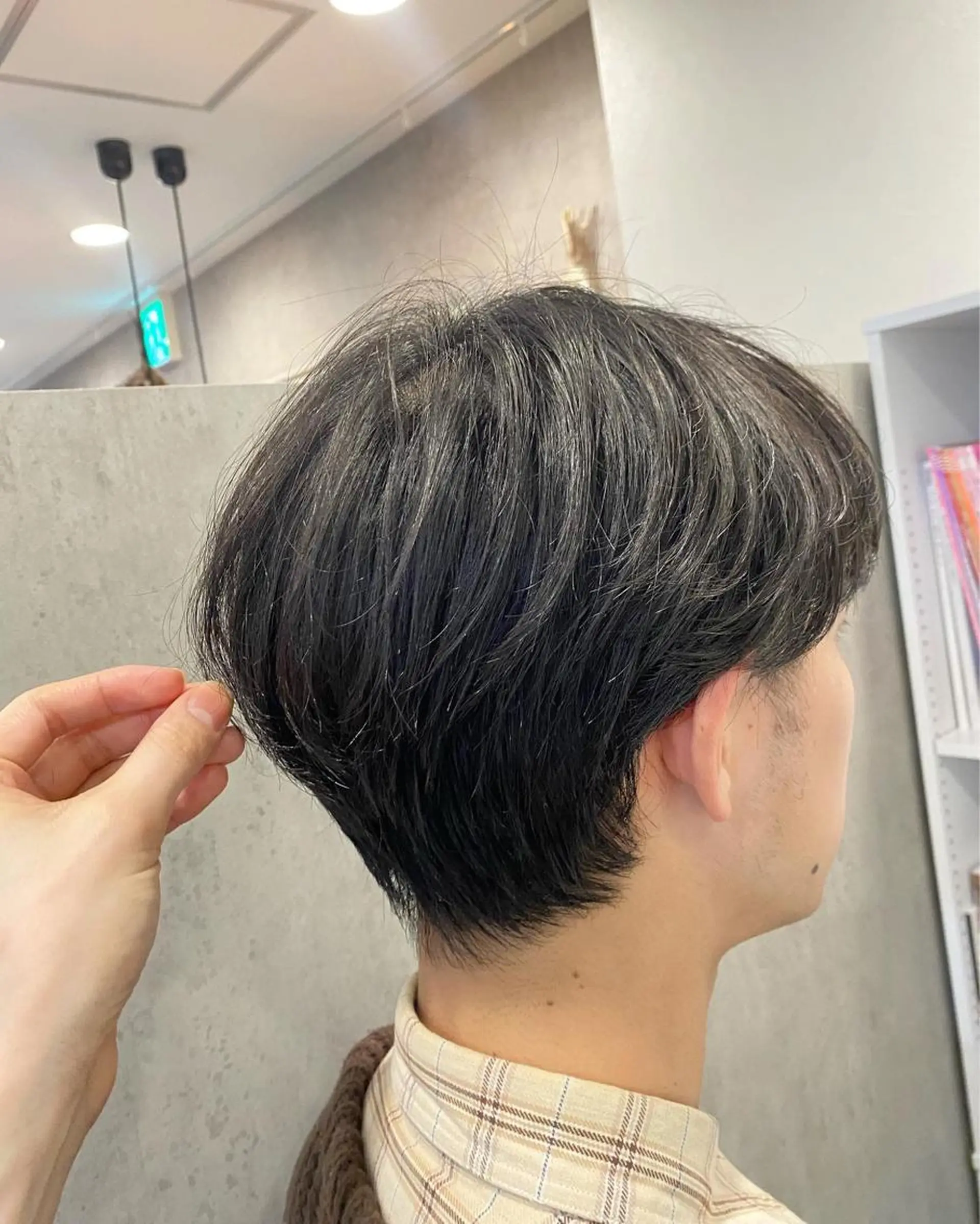 メンズ センターパート マスイ カイセイのヘアスタイル