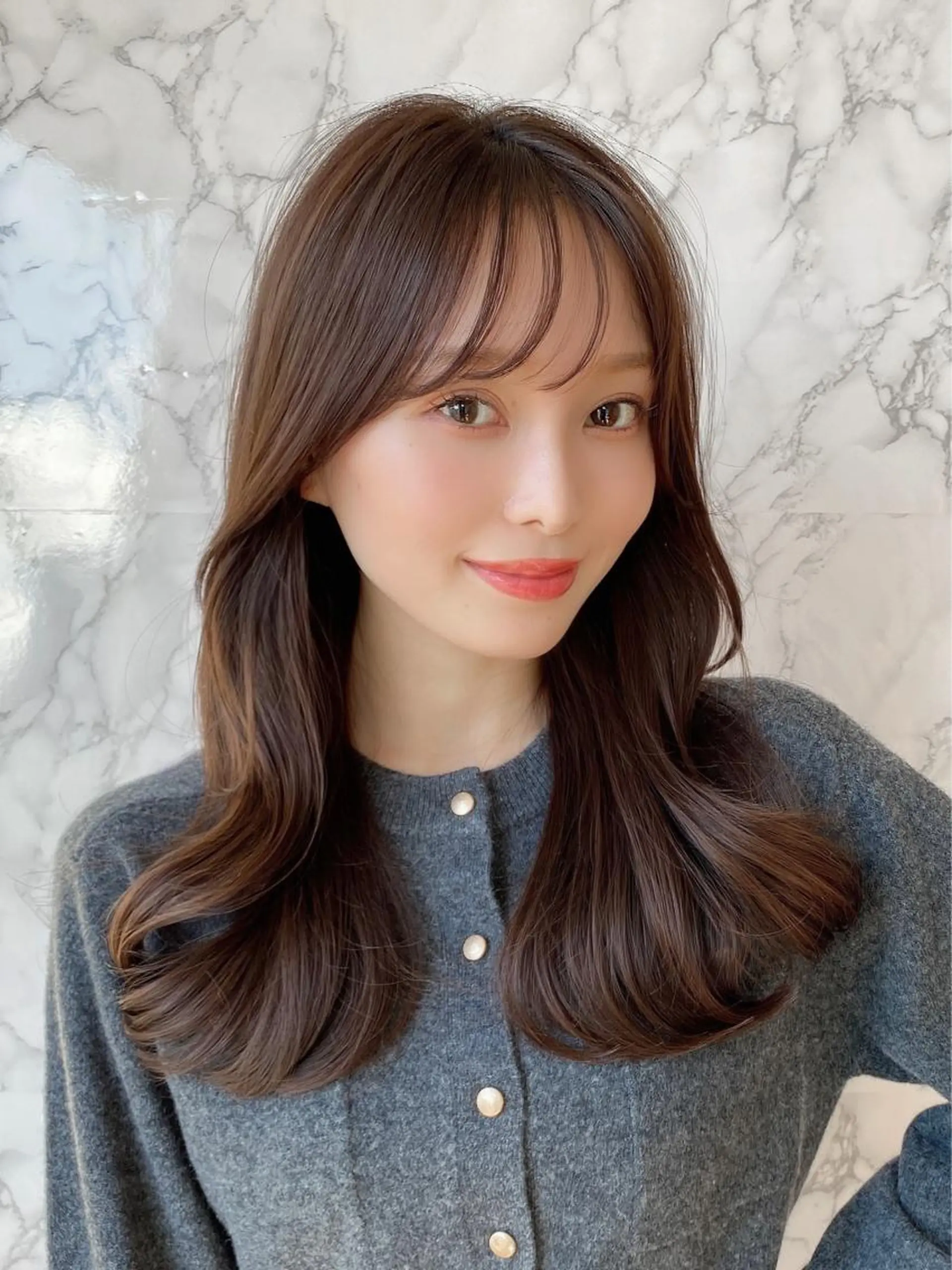 セミロング くびれヘア 髪質改善 縮毛矯正 🧡くびれヘア/前髪 顔周り🧡久原結衣のヘアスタイル