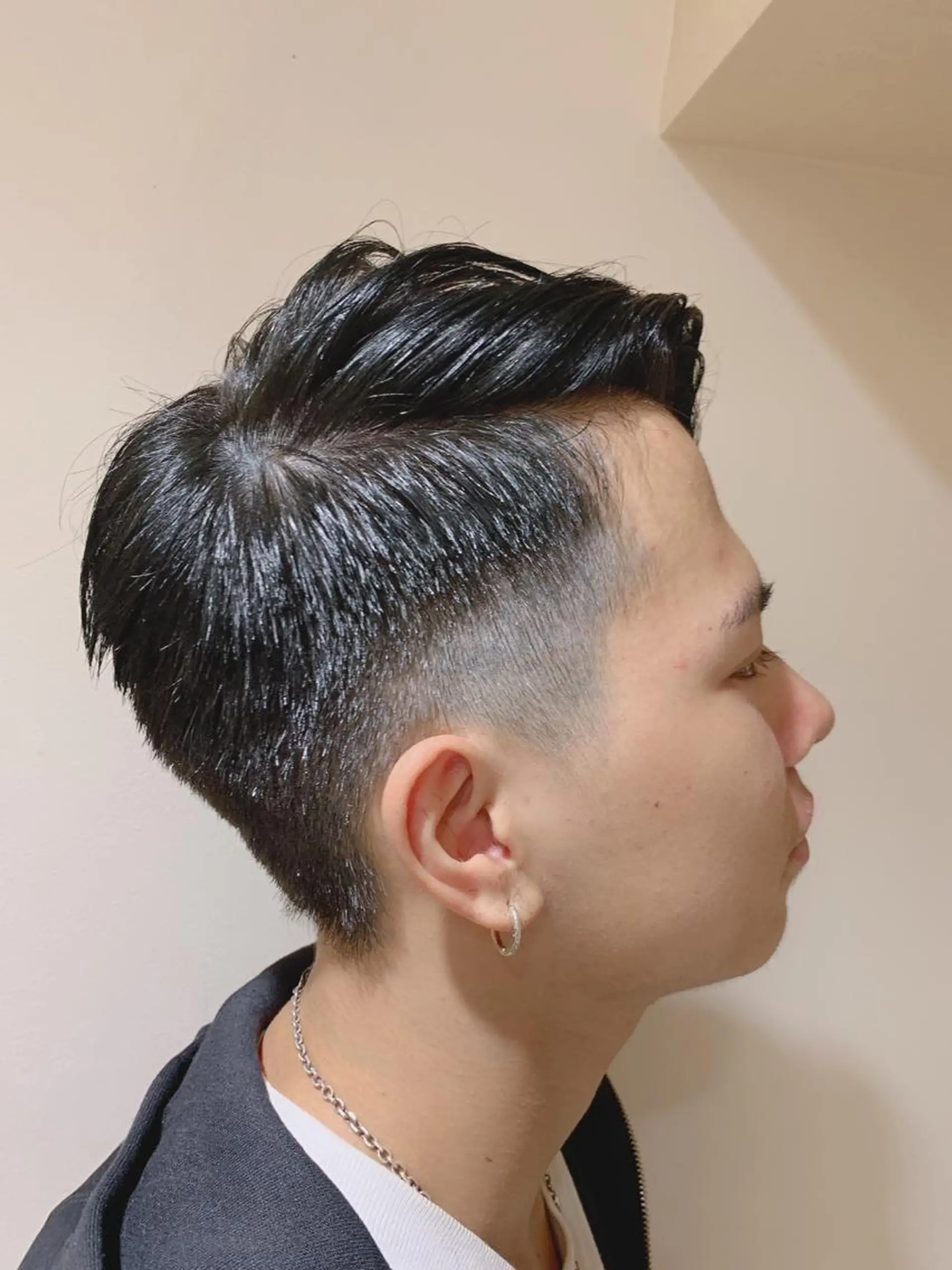 ショート カラー メンズ Watai 艶髪 當間 大知のヘアスタイル