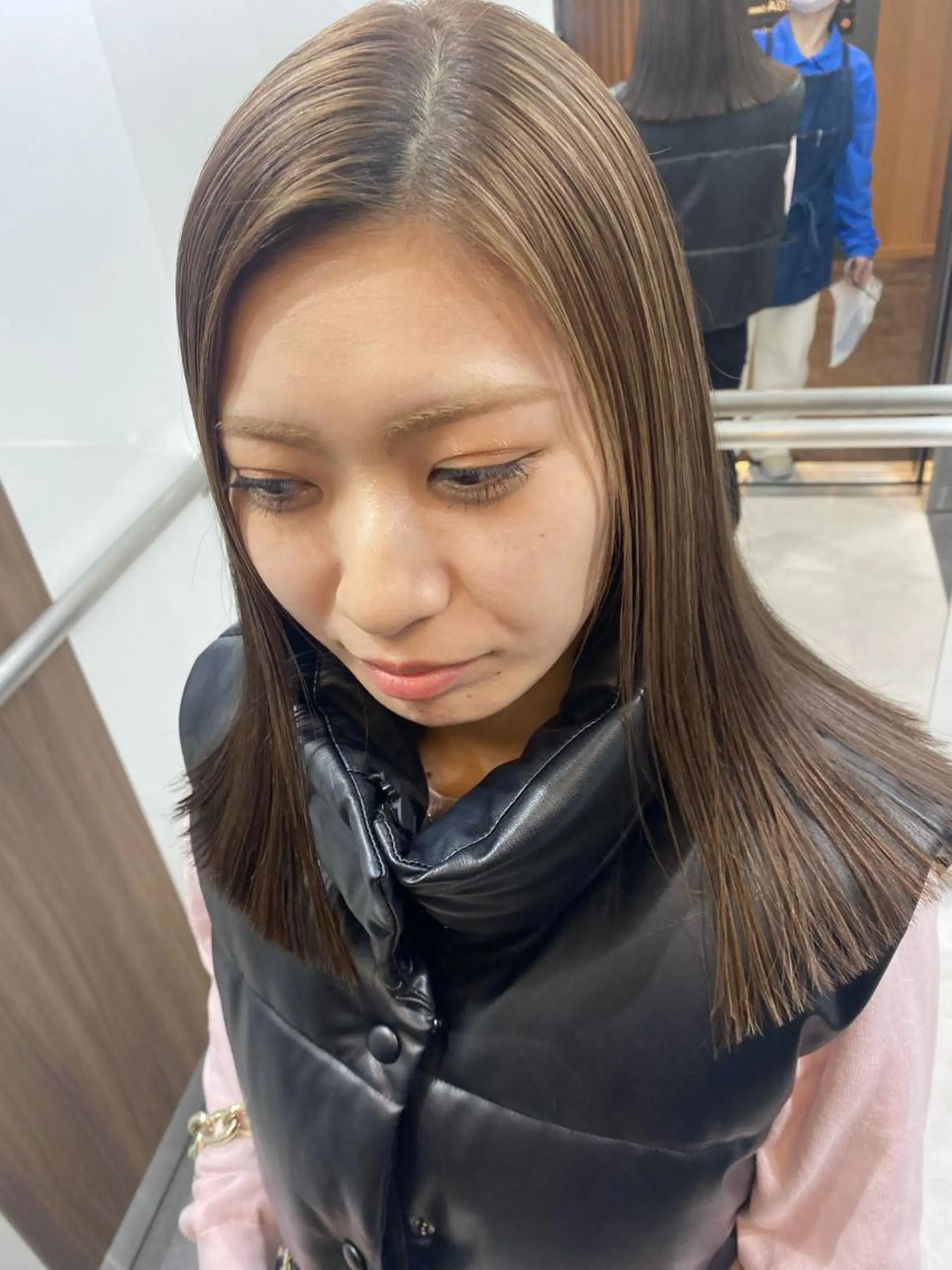 ミディアム デザインカラー/ボブ ブリーチカラー/ユリのヘアスタイル