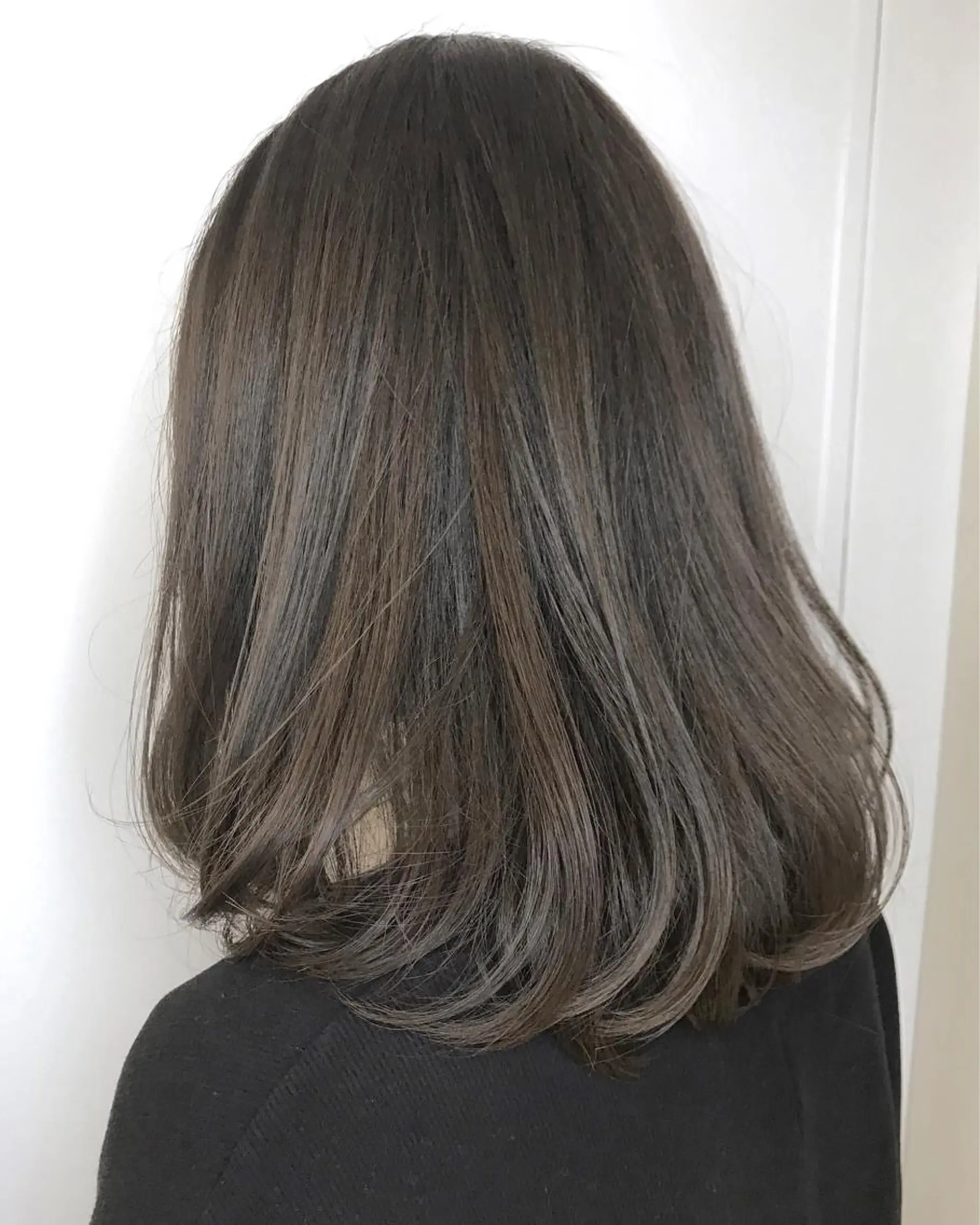 ミディアム カラー 光吉 洋平のヘアスタイル