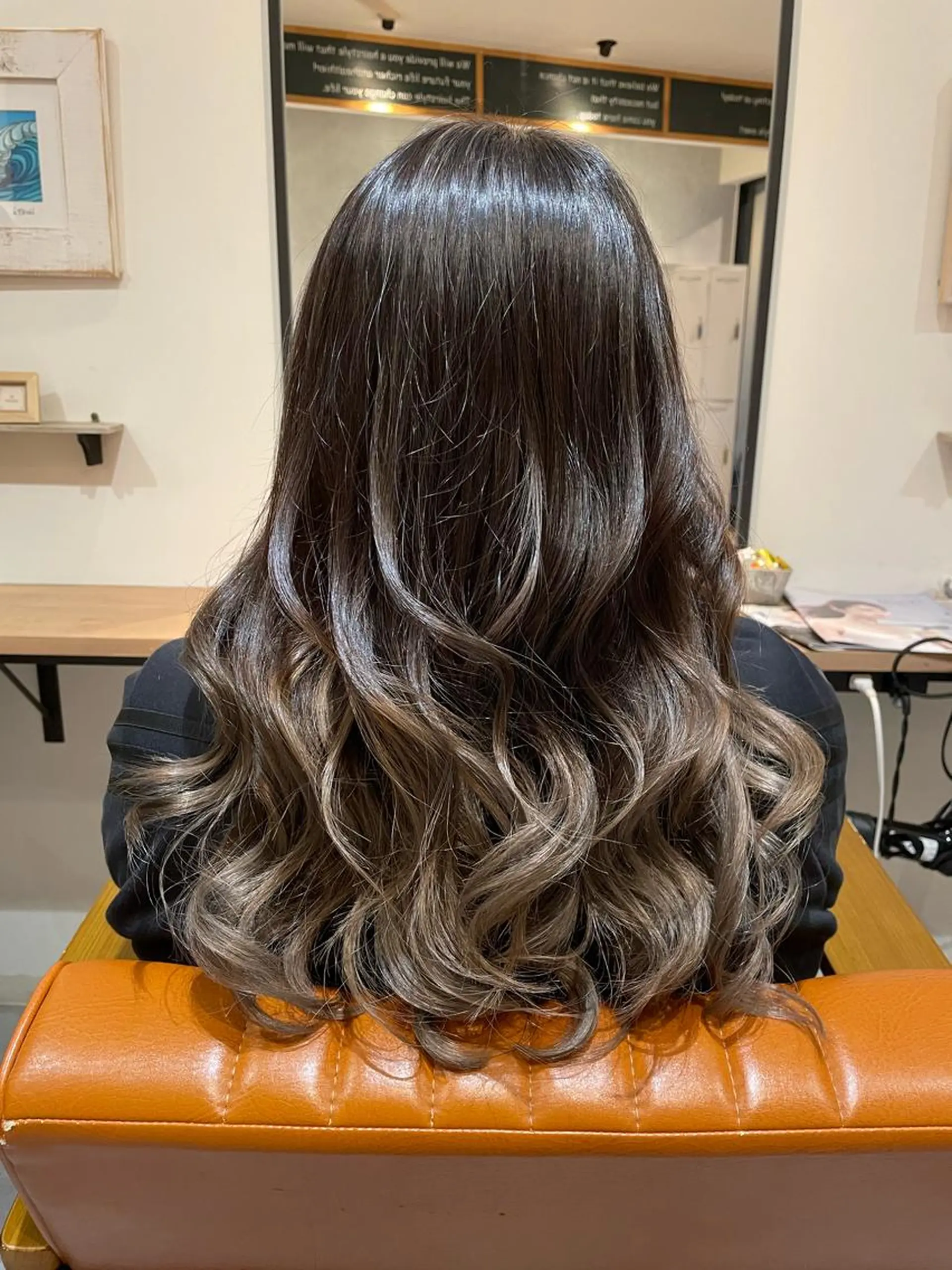 ロング レイヤーカット 中田 サヤカのヘアスタイル