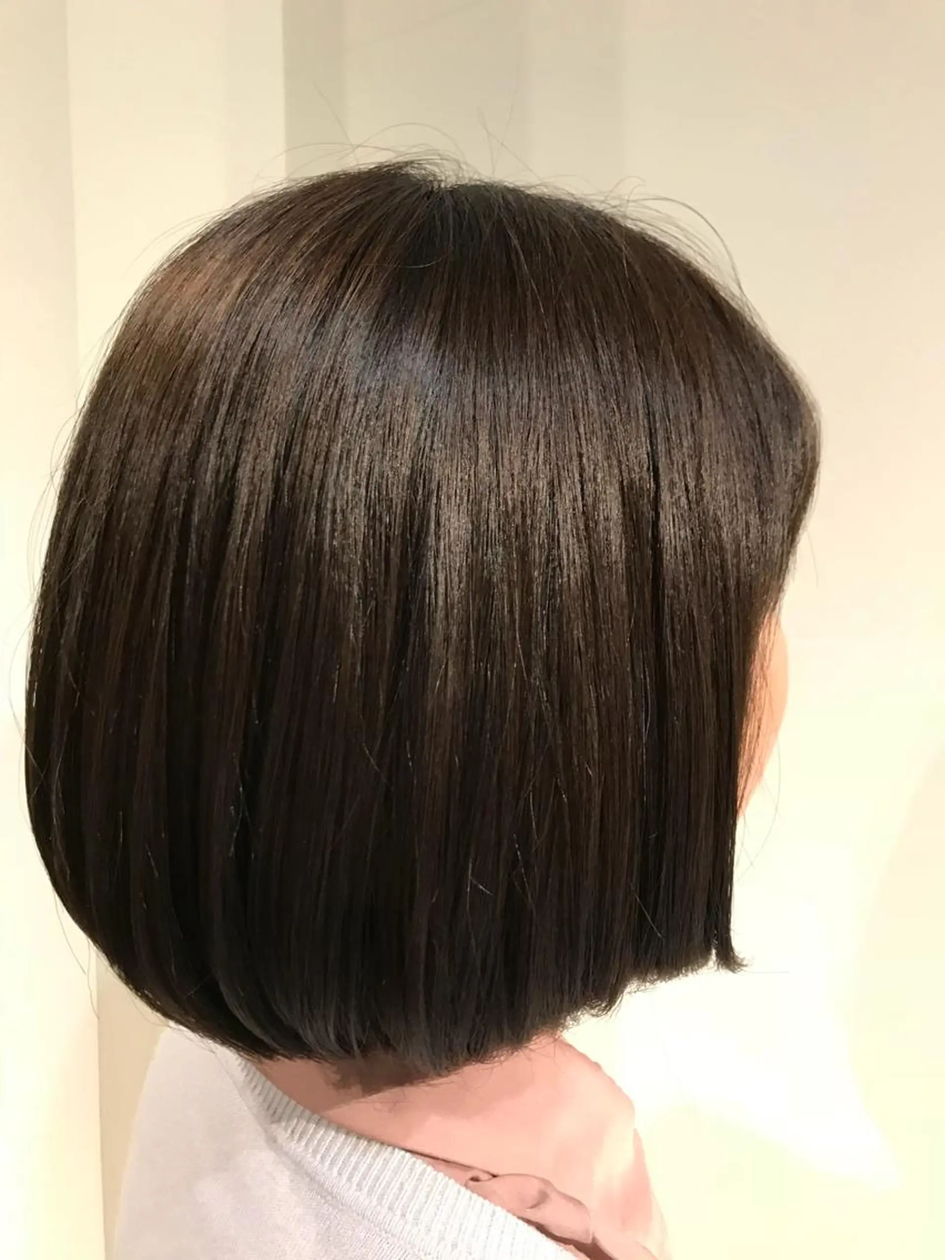 ミディアム ワンレンボブ ボブ カット ヘアカラー トリートメント ながやま まいのヘアスタイル