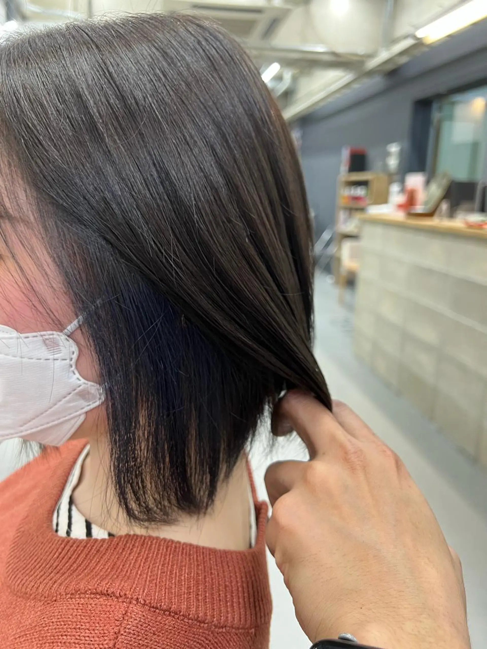 カラー ネイビーカラー スパイキーショート パーマ　具志堅　太志のヘアスタイル