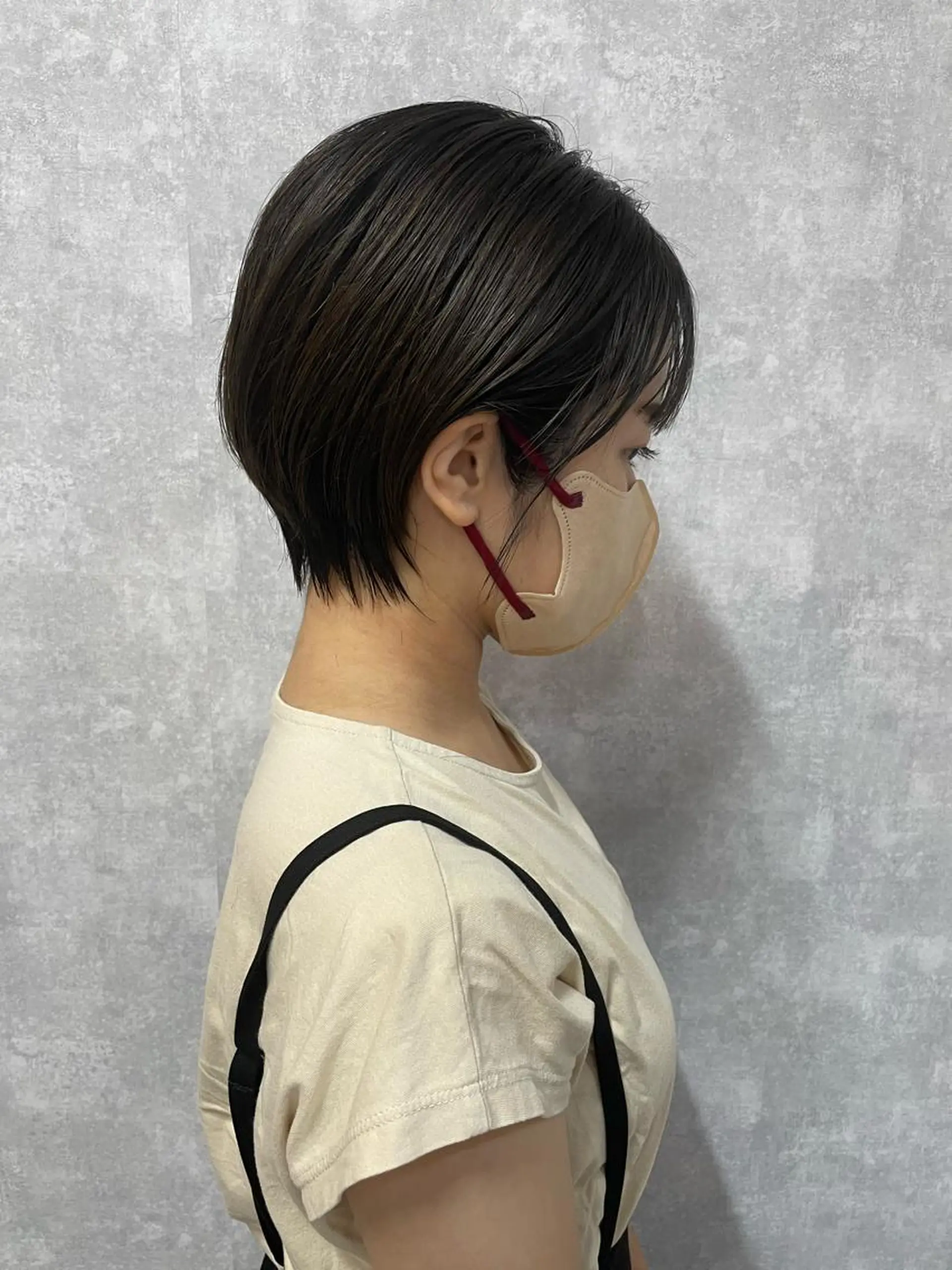 ショート 切りっぱなしボブ ショートボブ ハンサムショート 丸みショート アッシュ モテ髪/ボブ/ショー ト/アダチフウトのヘアスタイル