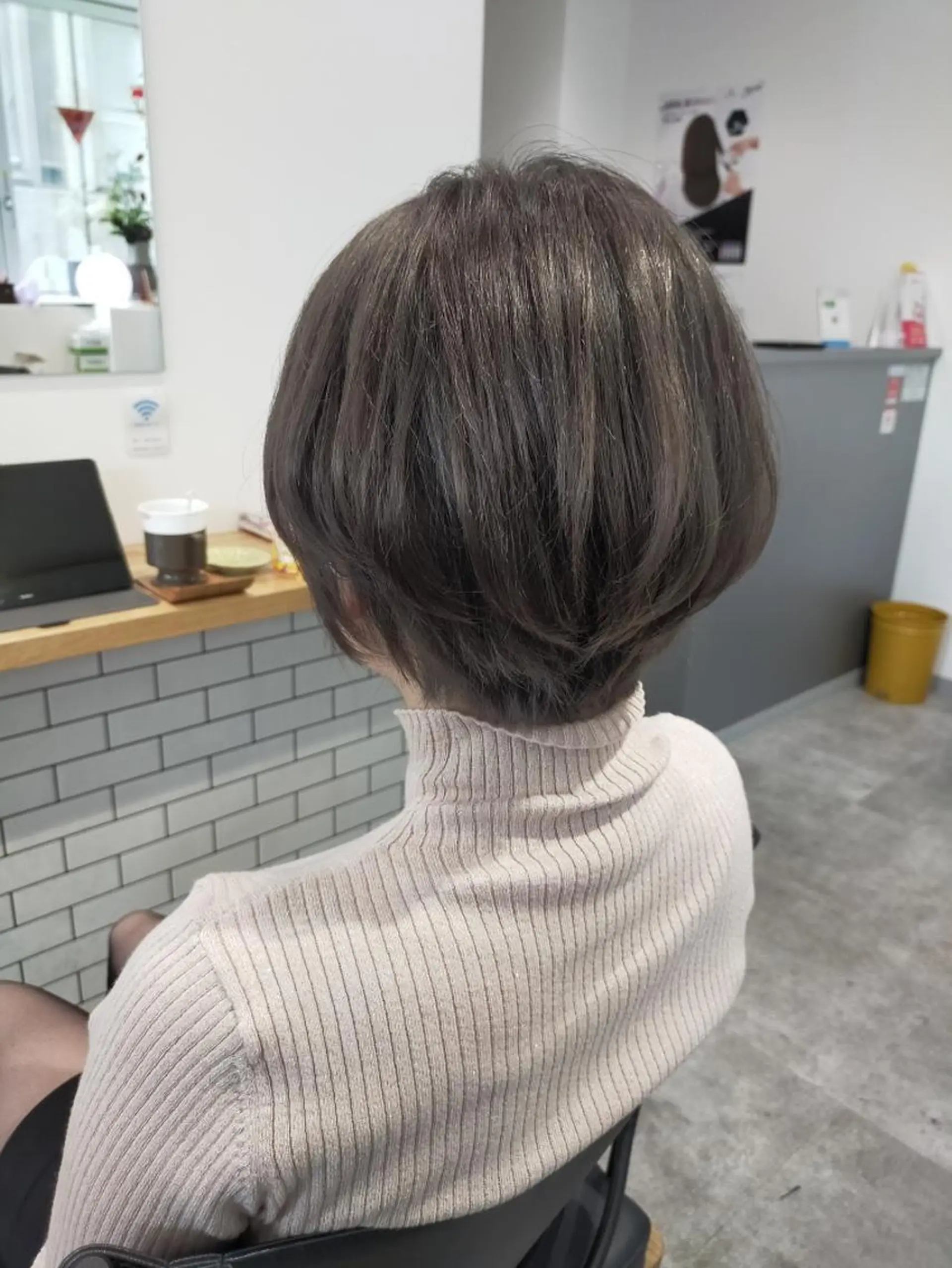 ショート カラー RU RIのヘアスタイル