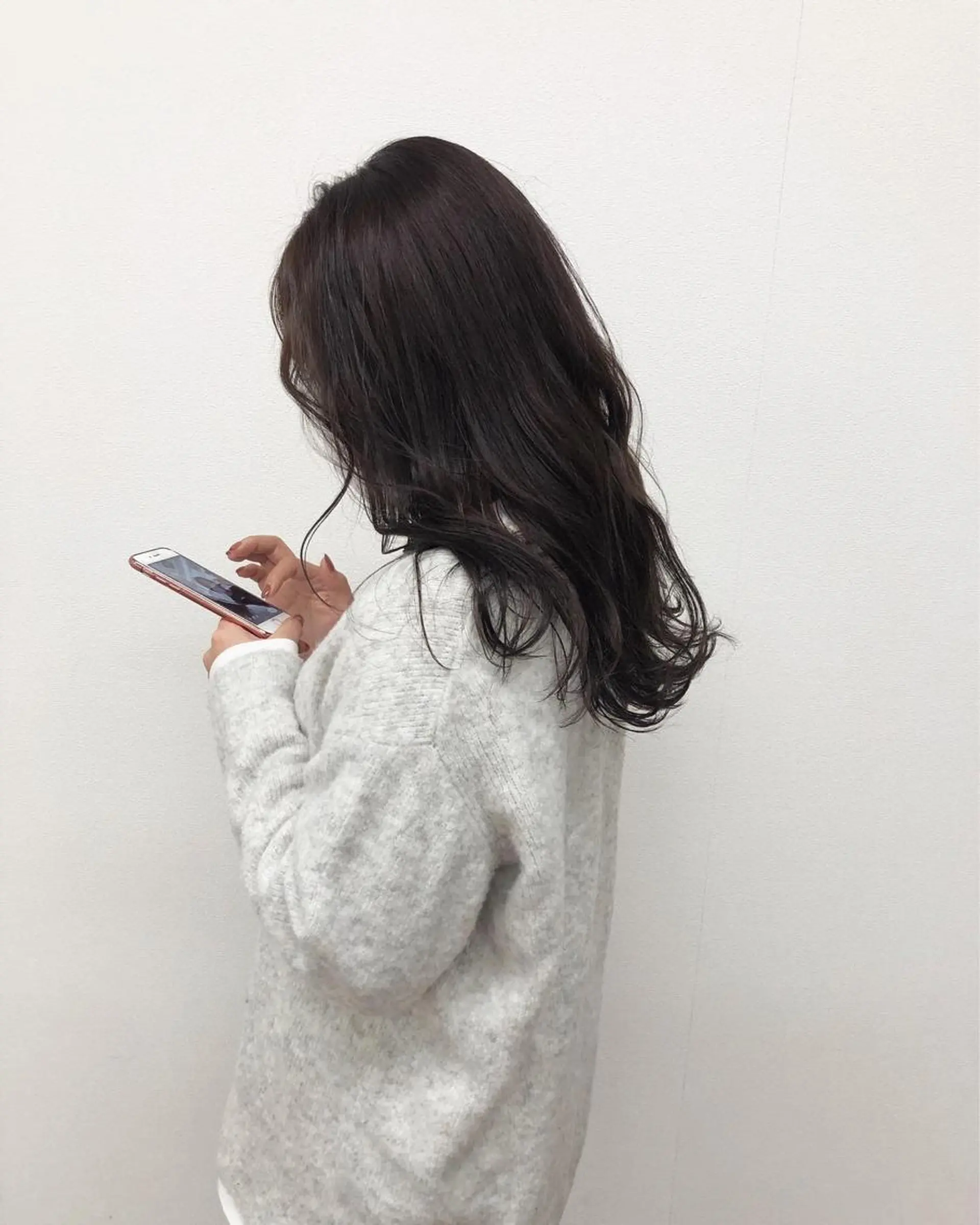 ロング カラー ヘアアレンジ アッシュ ベージュカラー トリートメント カット ヘアカラー トリートメント 酸性縮毛矯正🧴韓国 レイヤー/髪質改善のヘアスタイル