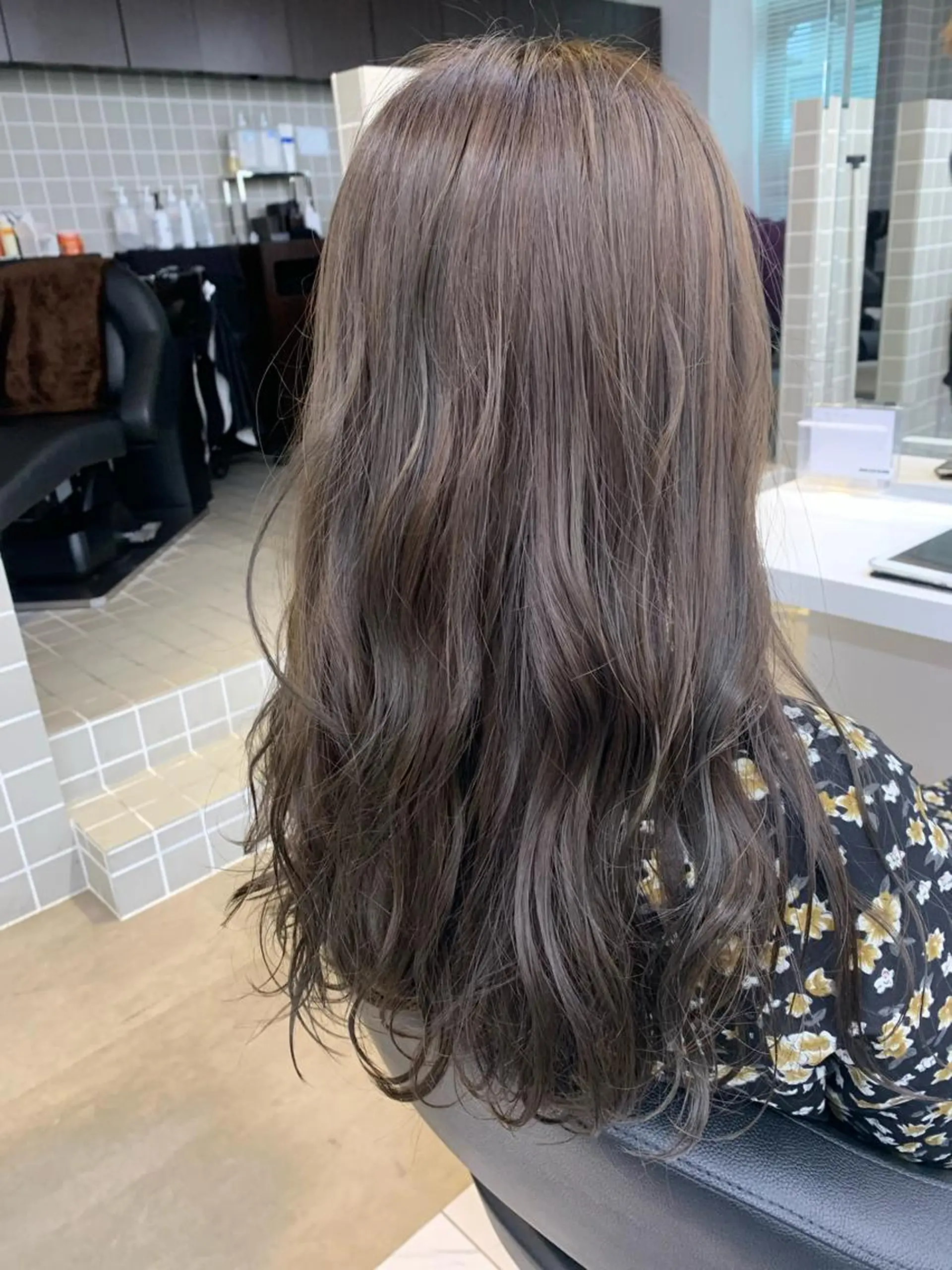 セミロング 【美容室が苦手な方 専問美容室】MIHOのヘアスタイル