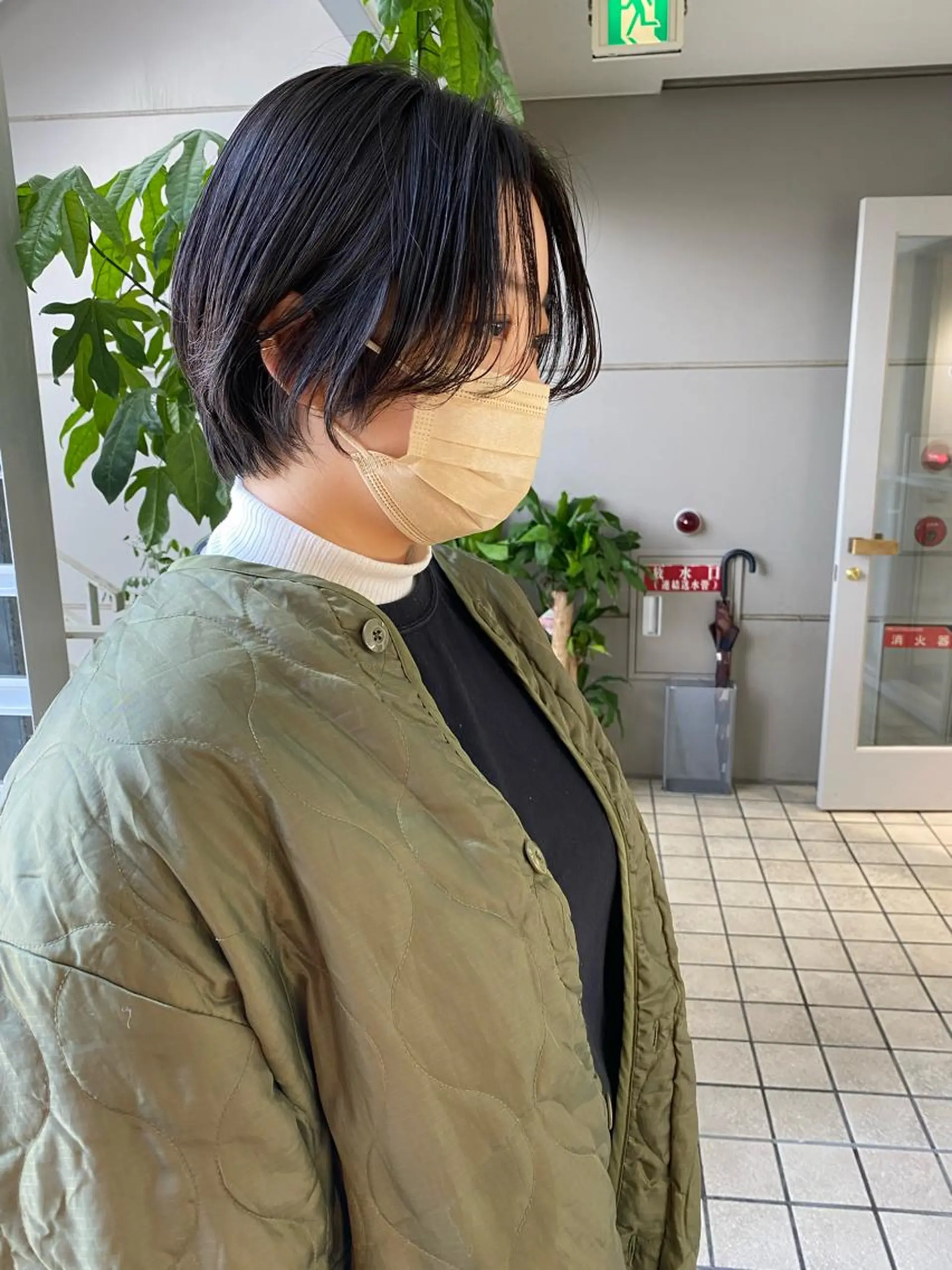 ショート カラー ヘアアレンジ 🫧umu.🫧韓国 /レイヤー/ハッシュのヘアスタイル