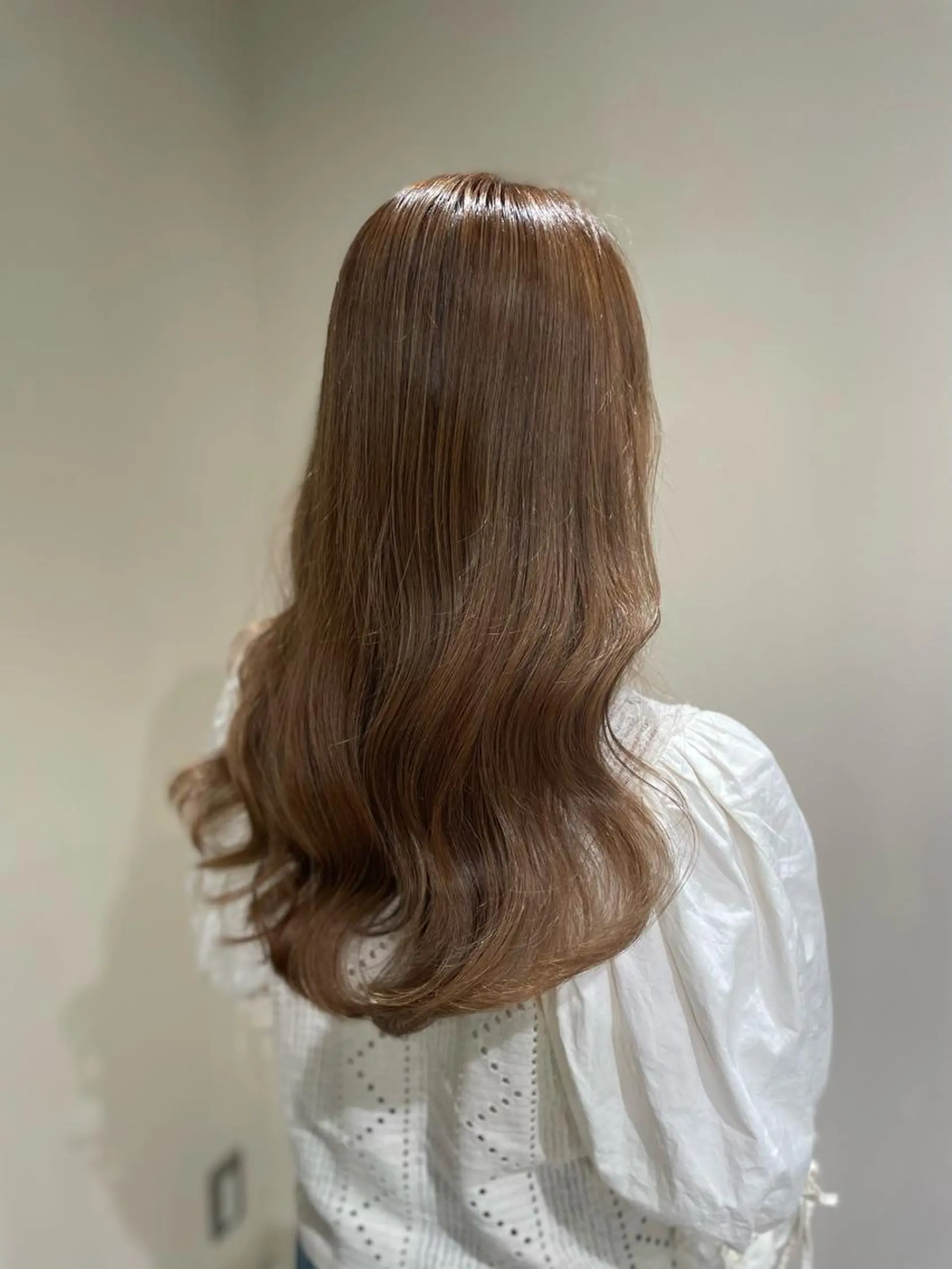 ロング カラー ベージュカラー ブリーチ ハイライトカラー ハイライト ヘアカラー 🦋美髪／エクステ 🦋アベイクミのヘアスタイル