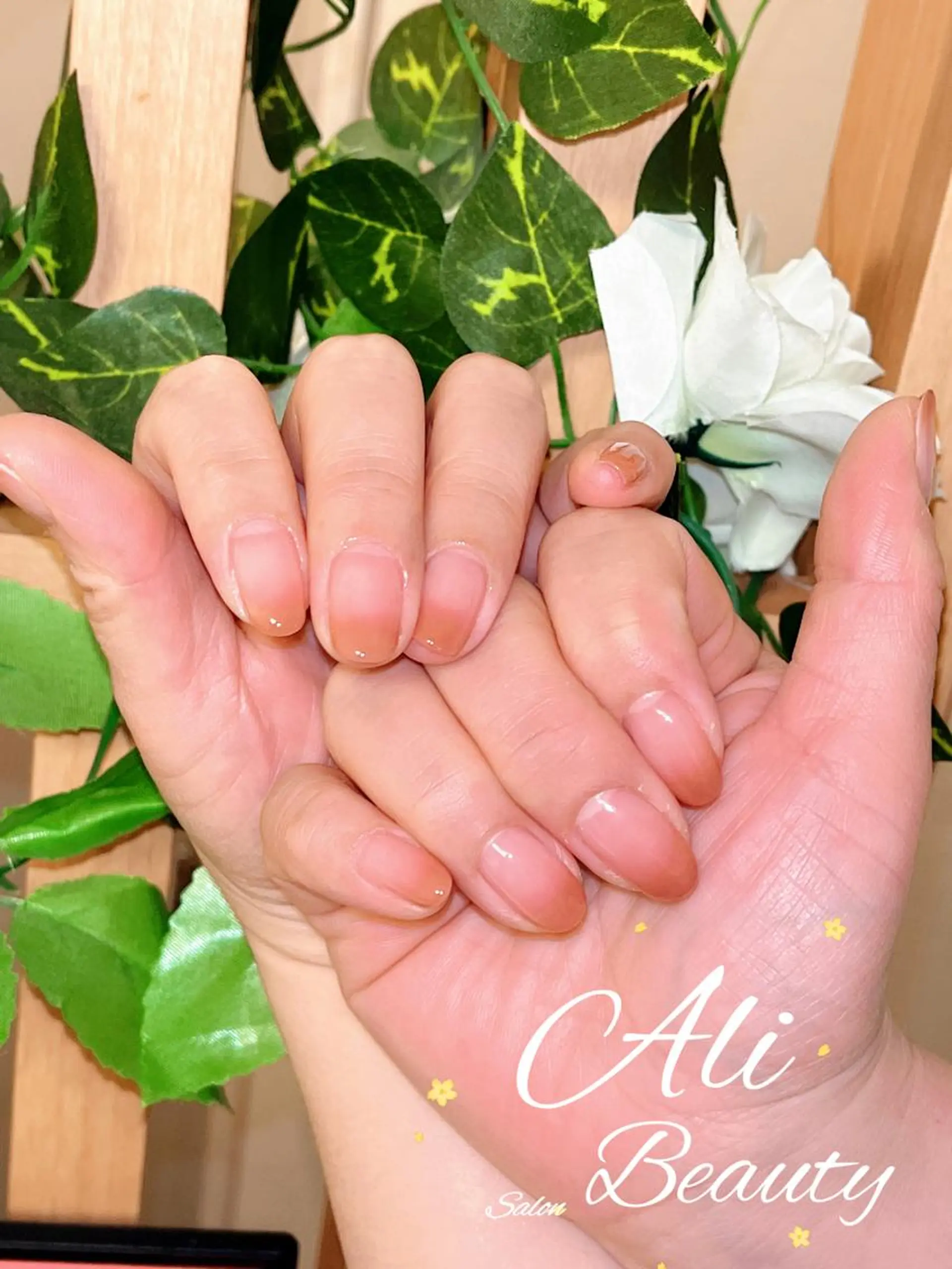 ネイル ハンドネイル Ali 新小岩 ネイル専門のネイルデザイン