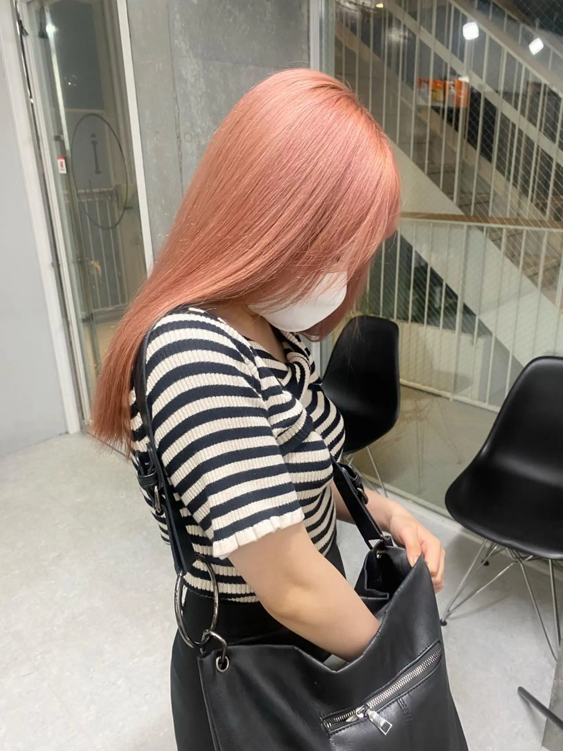 セミロング カラー ヘアアレンジ ブリーチ 🌷FUKA🌷 まろやかハイトーンのヘアスタイル