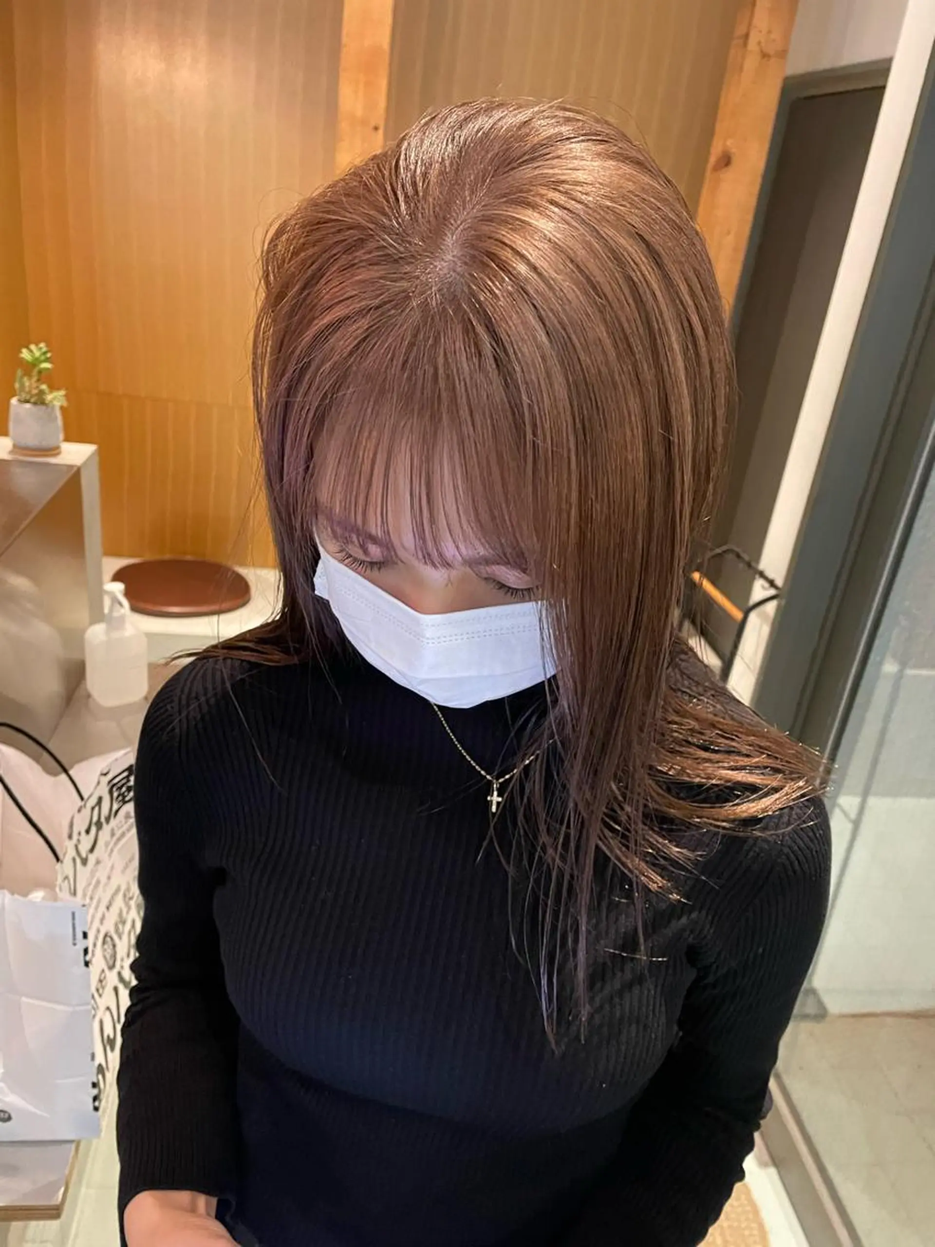 セミロング カラー soi 小島陽香のヘアスタイル