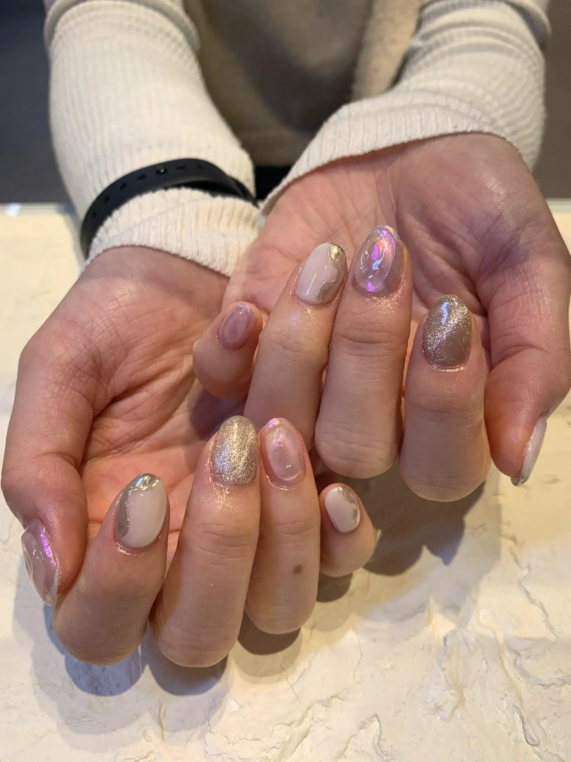 ネイル ニュアンスネイル マキノ ユイのネイルデザイン