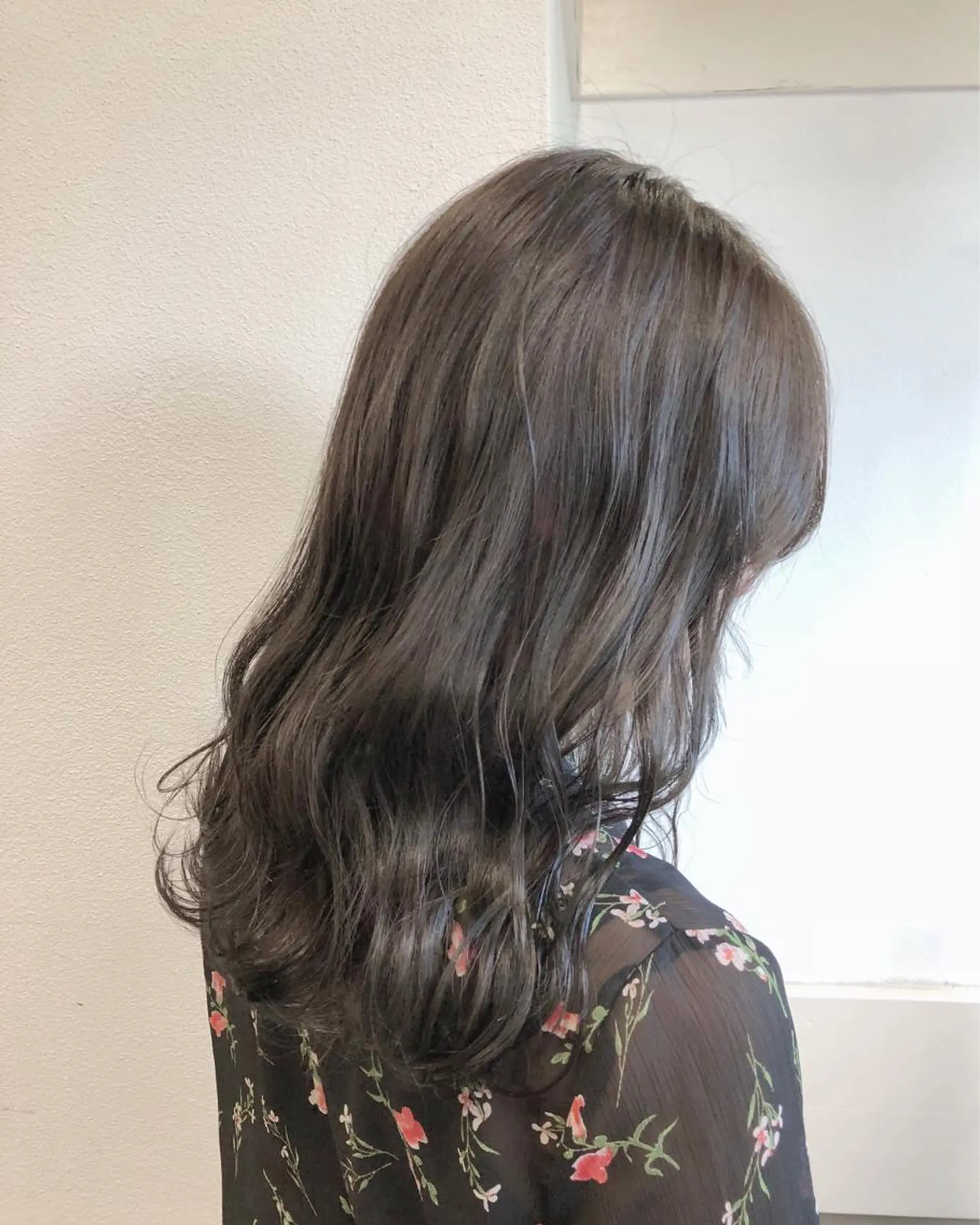 ミディアム カラー ヘアアレンジ グレージュ カット ヘアカラー トリートメント GiseL天神カラー 髪質改善/ブリーチのヘアスタイル