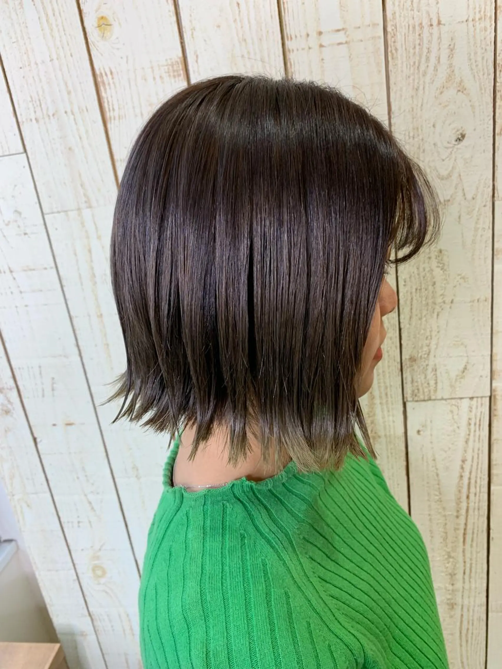 ショート カラー ブリーチ グレージュ カーキグレージュ little×PORTO sannomiya所属・Topstylist HARUのヘアスタイル