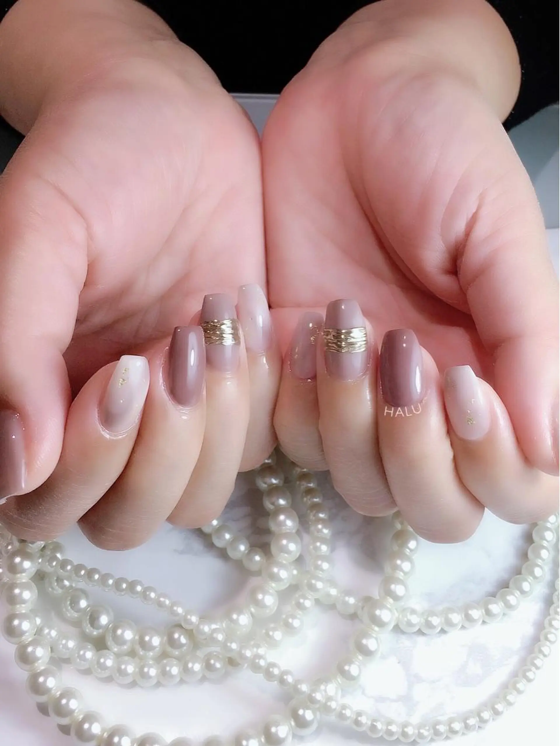 ネイル ミラーネイル HALU ハルのネイルデザイン
