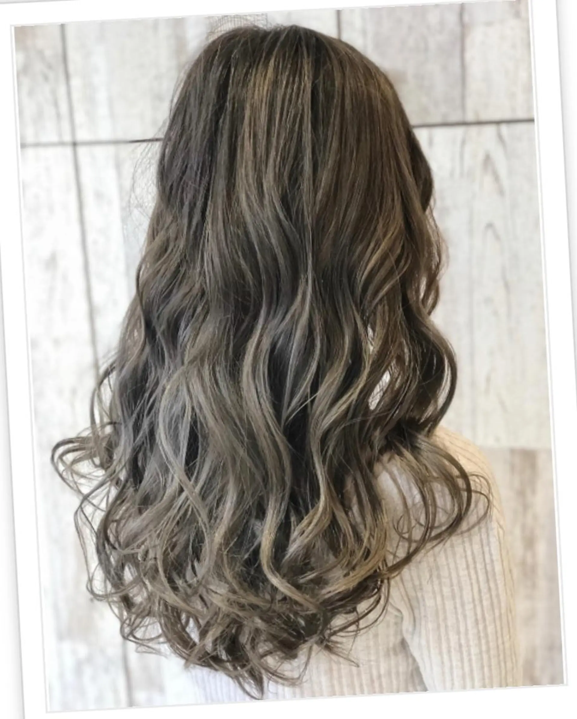 ミディアム カラー カラーリスト菅澤 岳のヘアスタイル