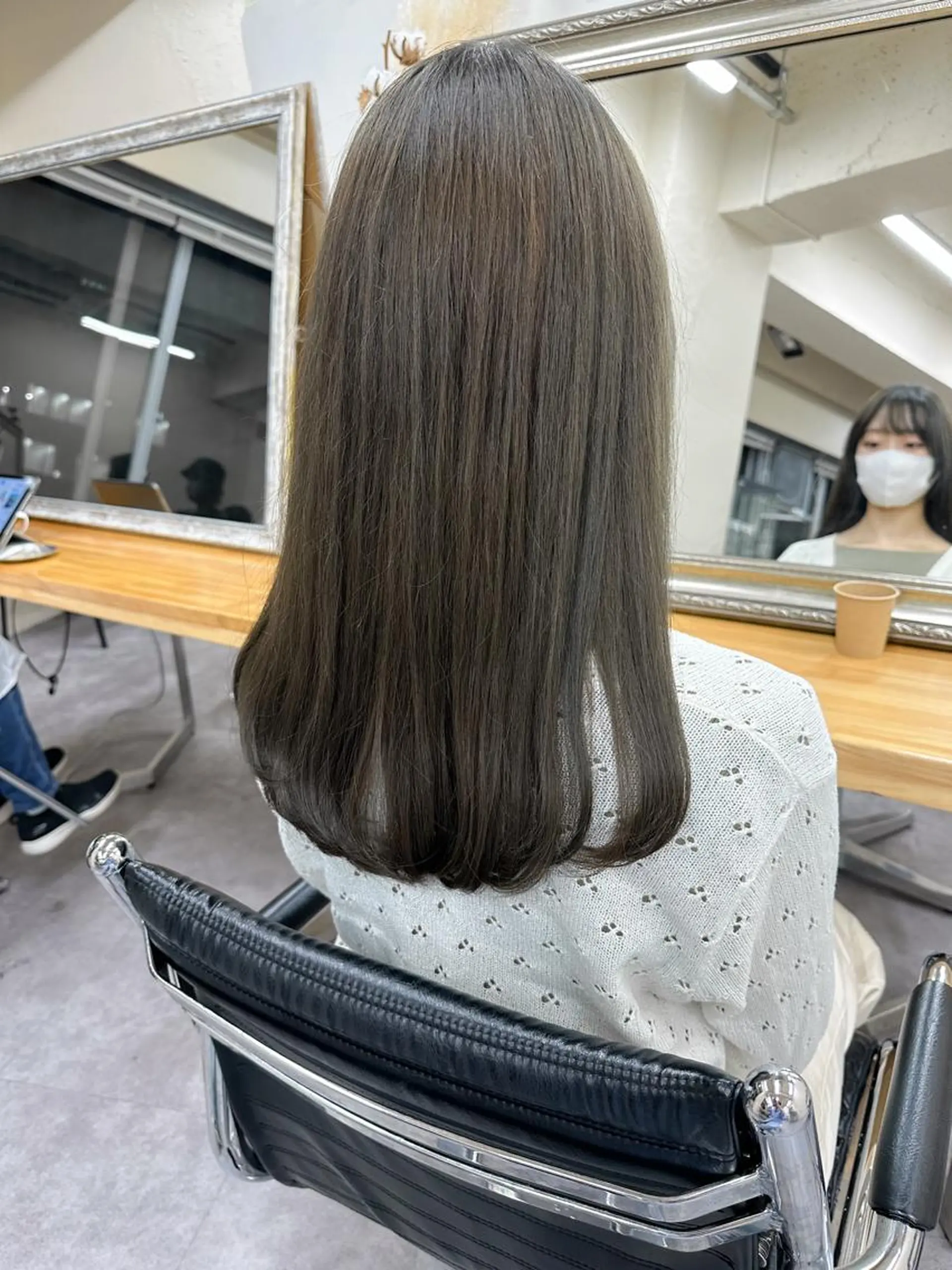 セミロング カラー ショートカットモデル 🧃Shionのヘアスタイル