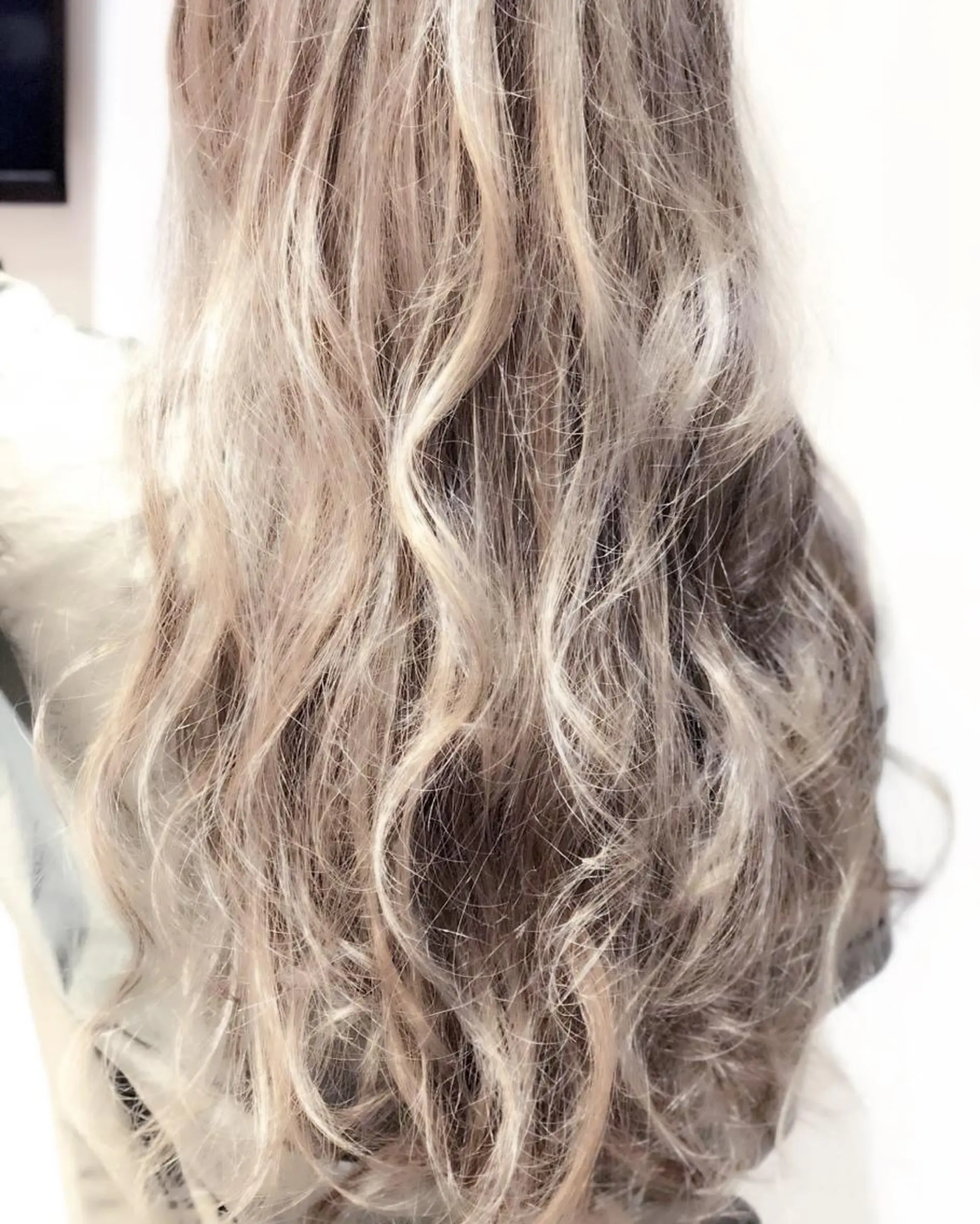 ロング ブリーチ/髪質改善 NYNY大久保のヘアスタイル