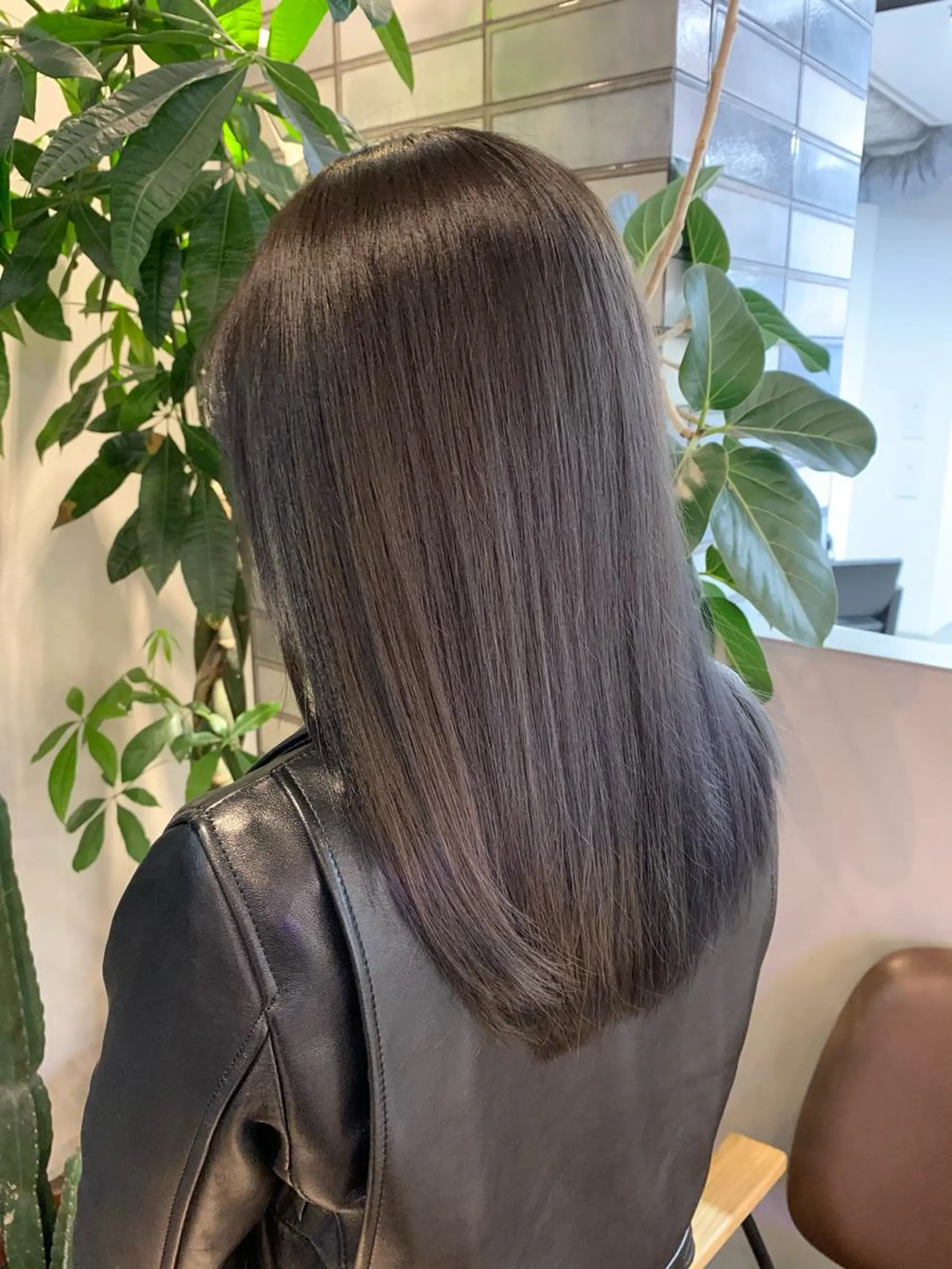 ミディアム カラー ダークグレー ヘアカラー トリートメント レイヤー/大人メンズ パーマ🌀 平島拓也のヘアスタイル