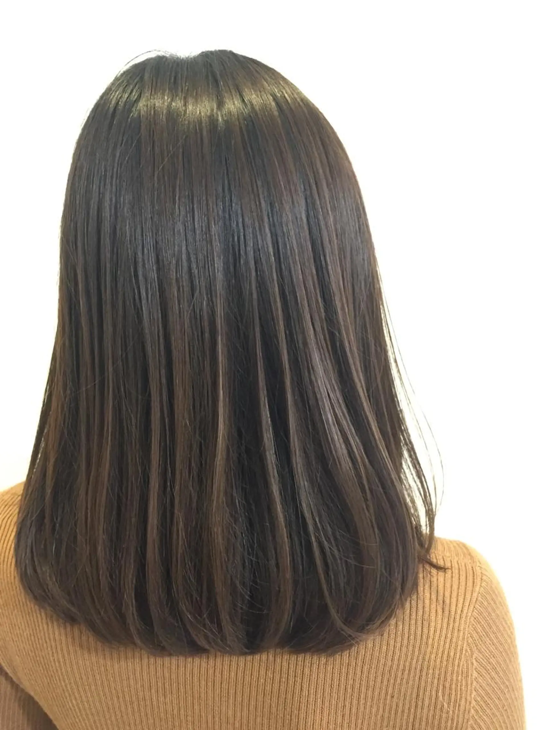 セミロング カラー 縮毛矯正 ReMix所属・桐谷 一史のヘアスタイル