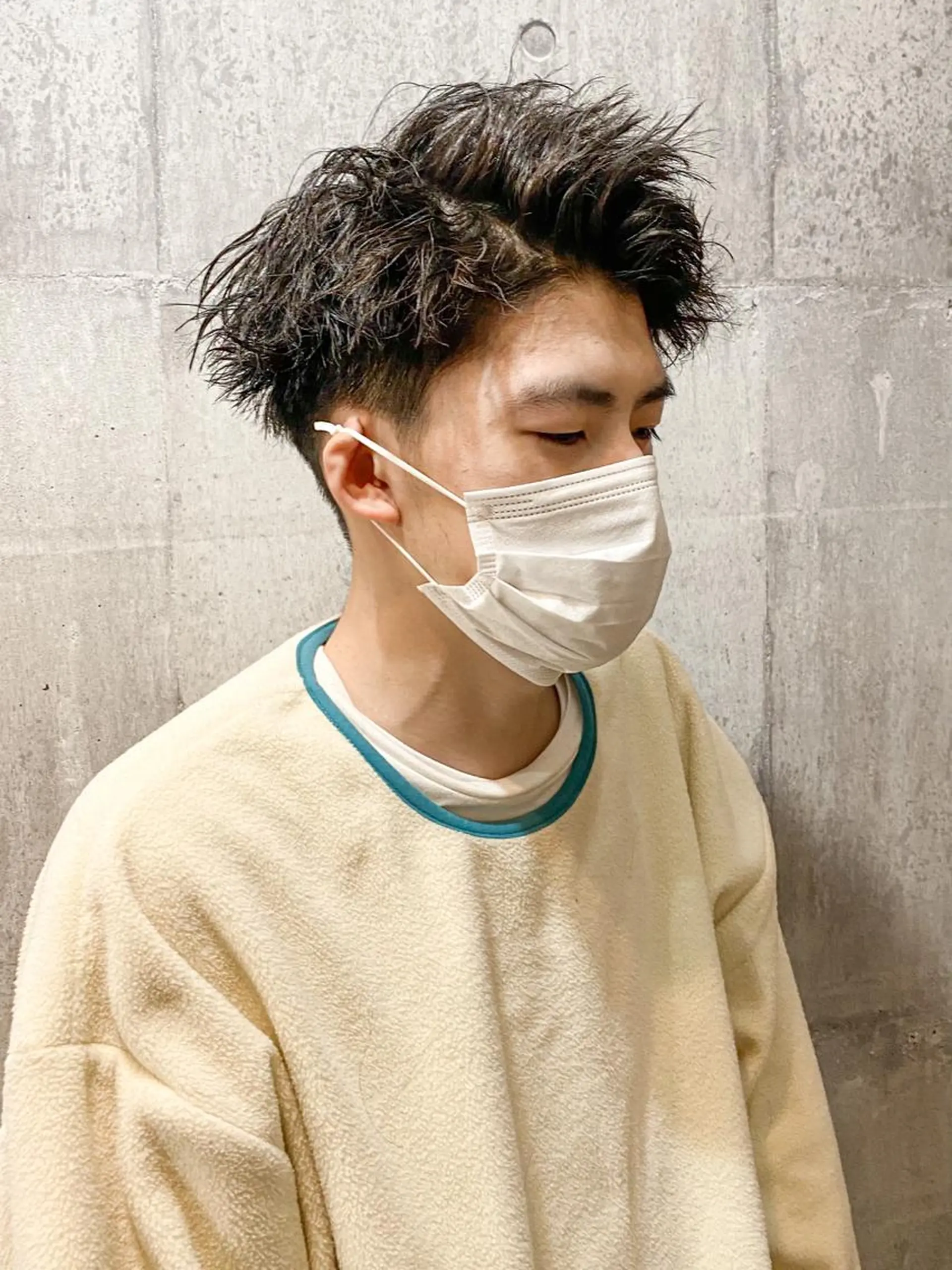 ショート パーマ メンズ 高橋 宏輔のヘアスタイル