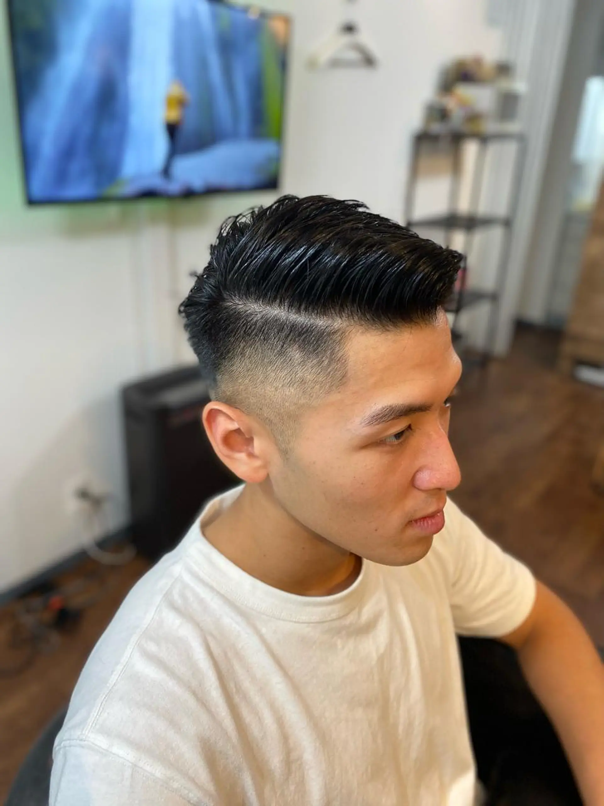 ショート メンズ フェードカット スキンフェード カット Luzir⭐︎ GEN⭐︎のヘアスタイル