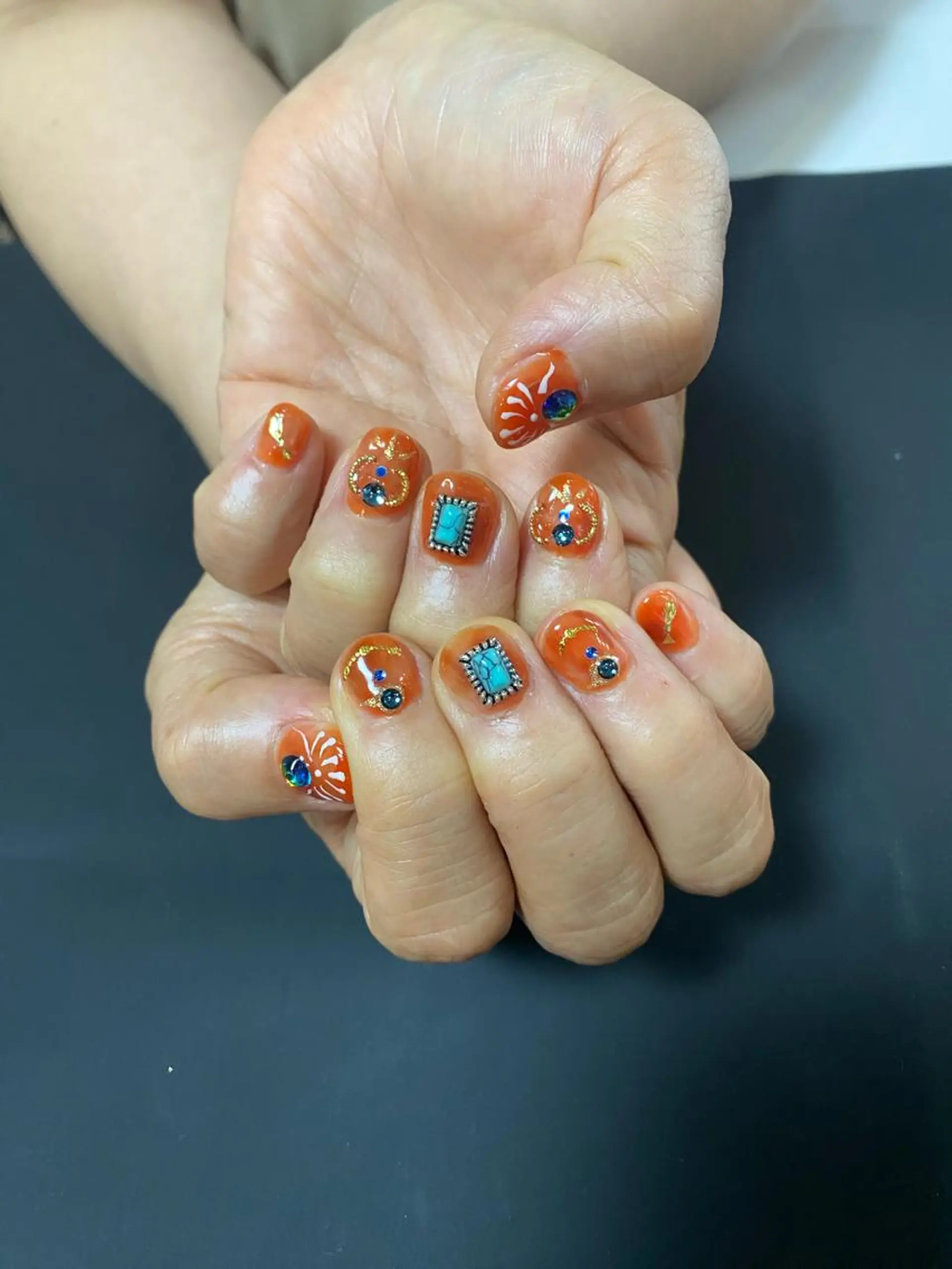 ネイル あきじ NAILのネイルデザイン