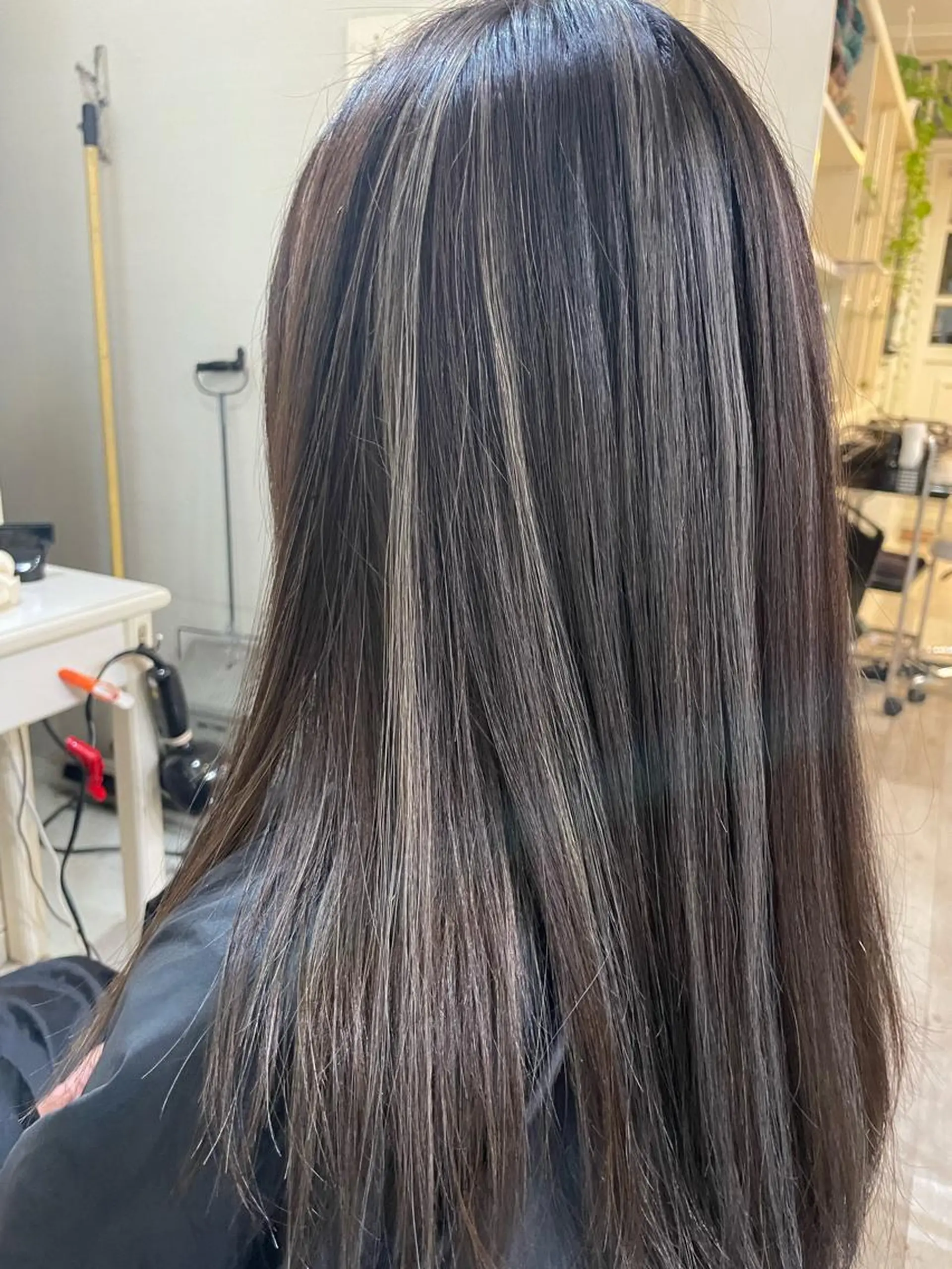 ロング カラー ハイライトカラー ハイライト ヘアカラー カラー職人 なかもと たつひろのヘアスタイル